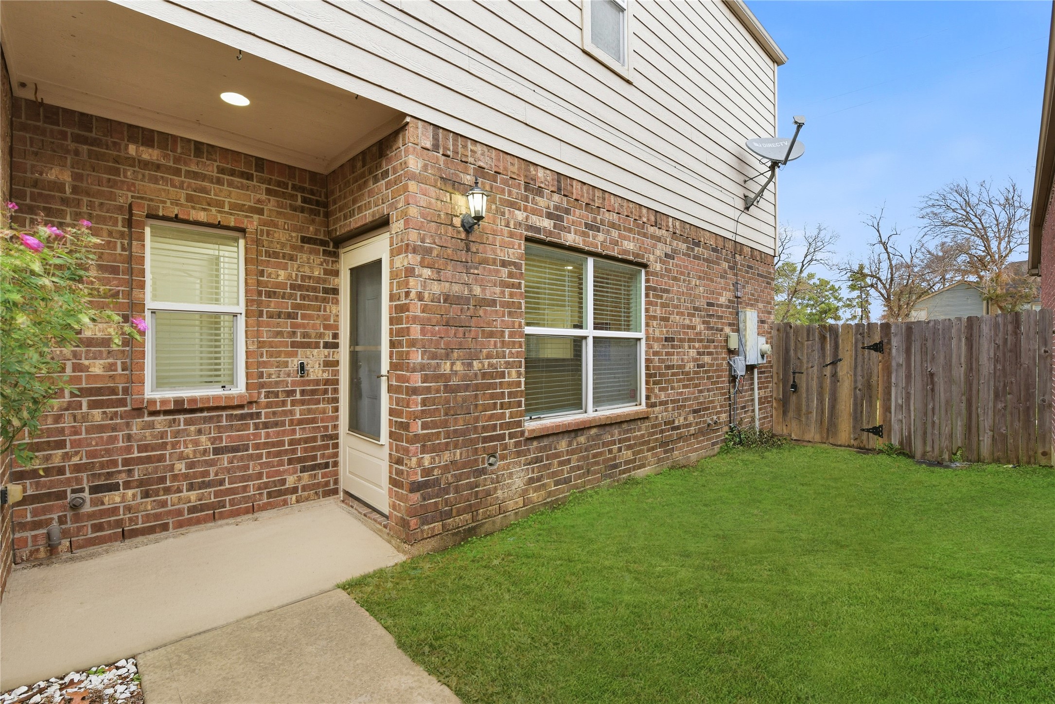 Listing photo 4
