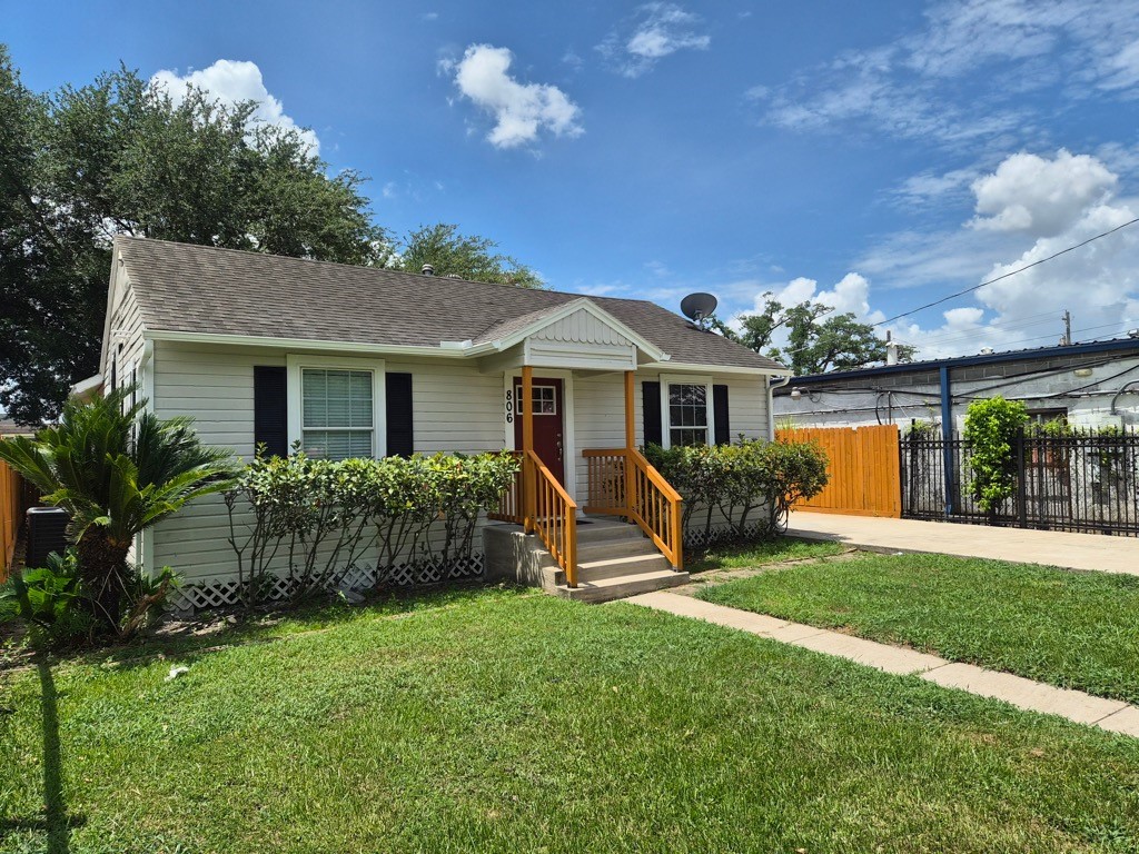 Listing photo 1