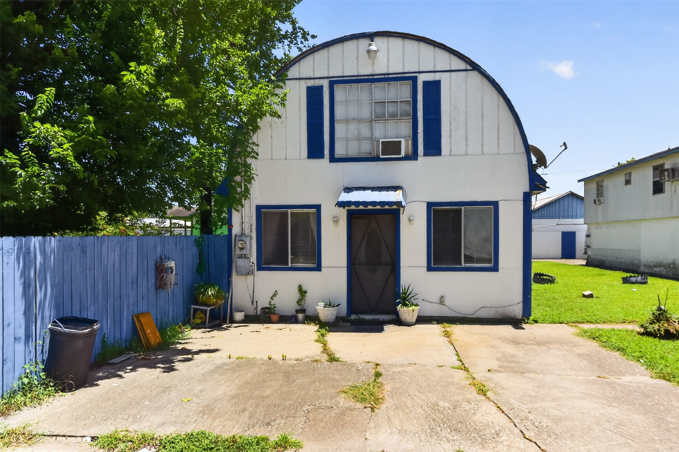Listing photo 4
