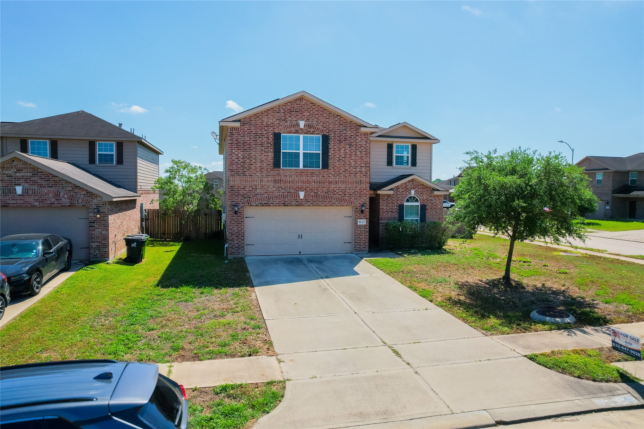 Listing photo 1