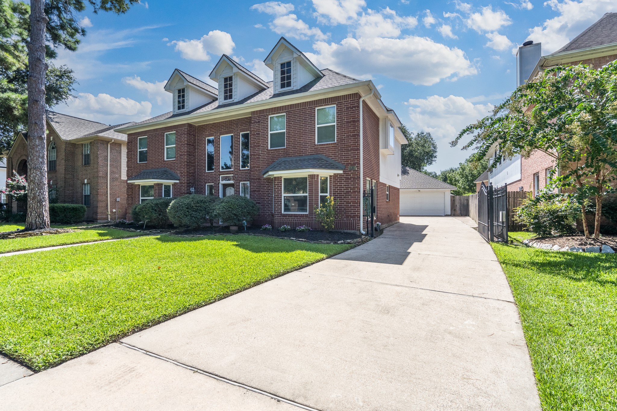 Listing photo 1
