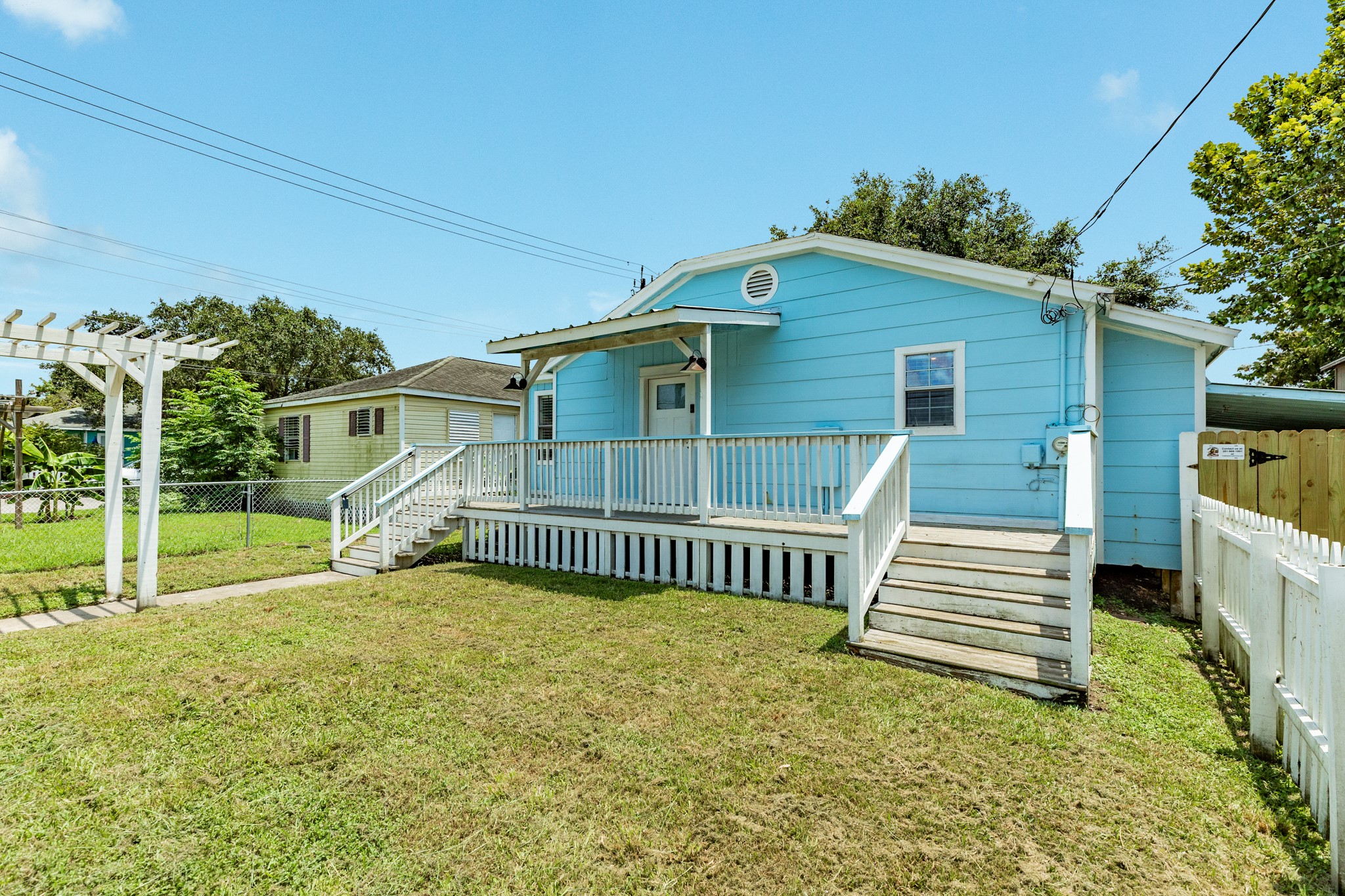 Listing photo 3