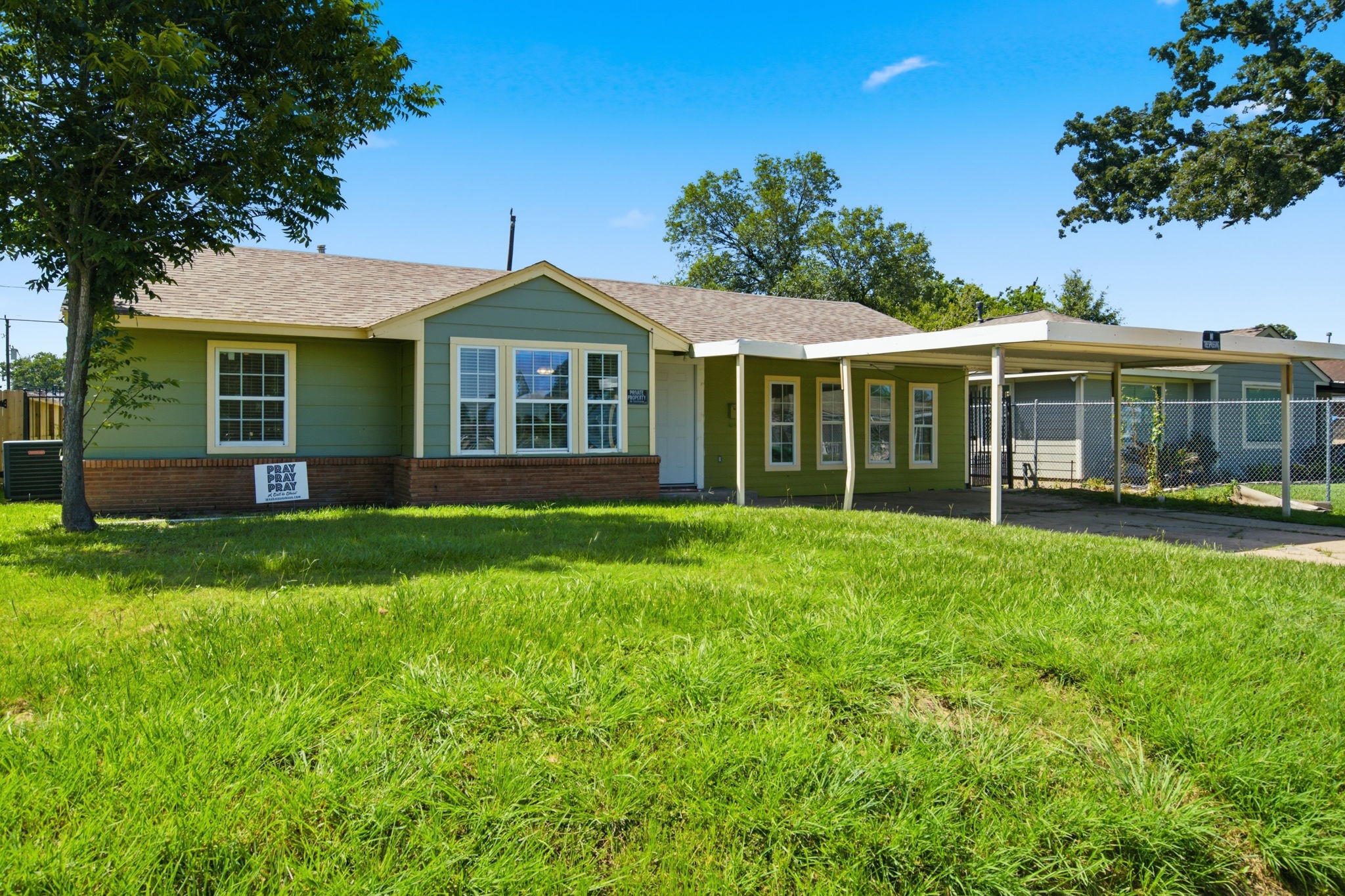 Listing photo 1