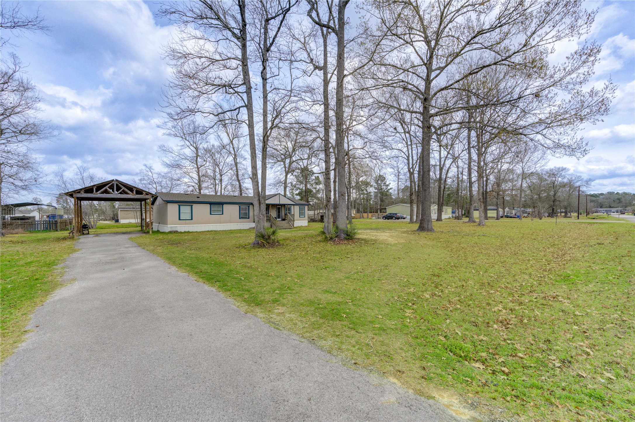Listing photo 1