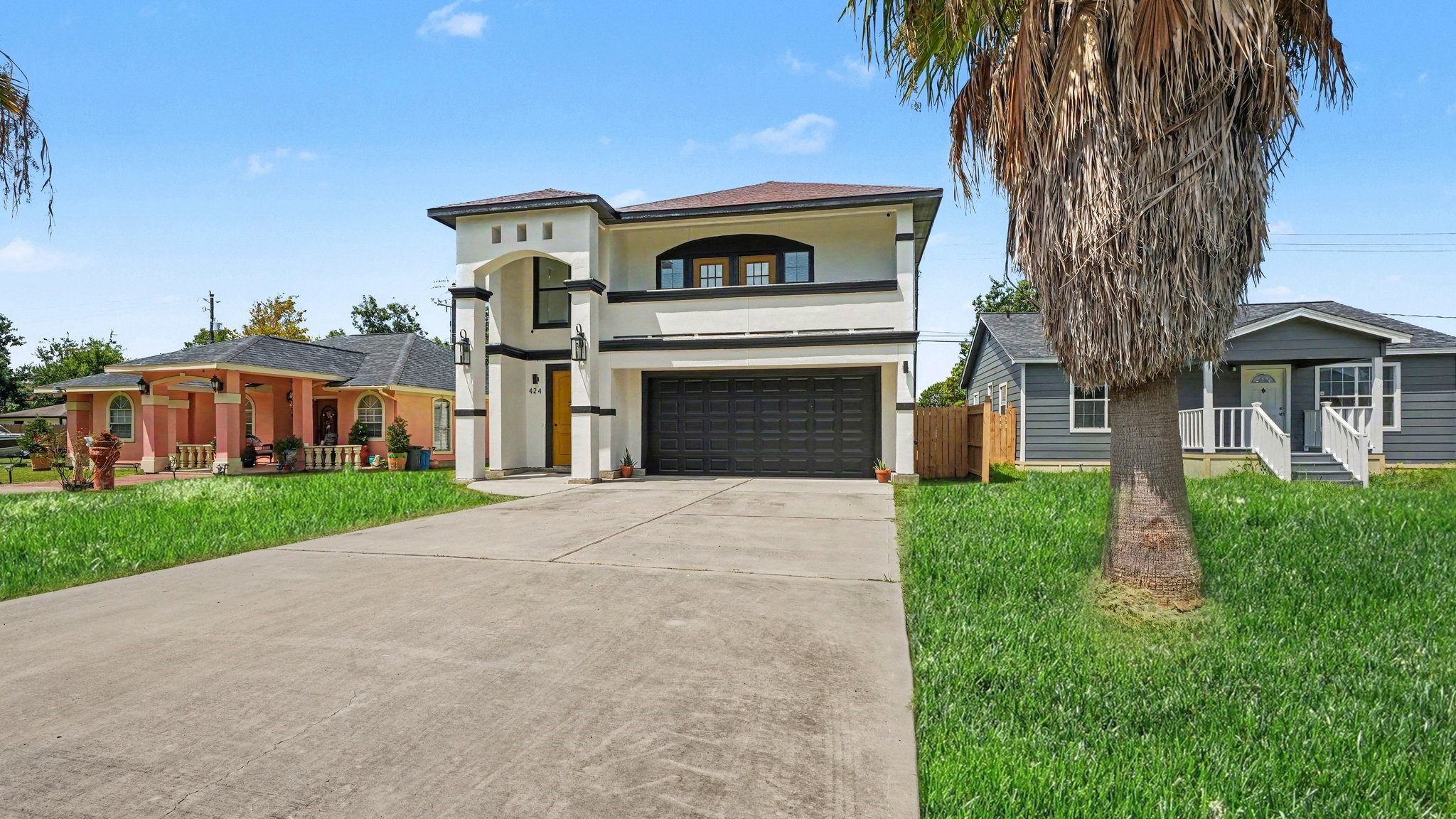 Listing photo 3