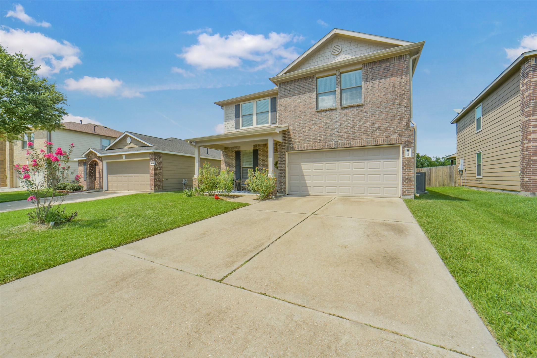 Listing photo 1