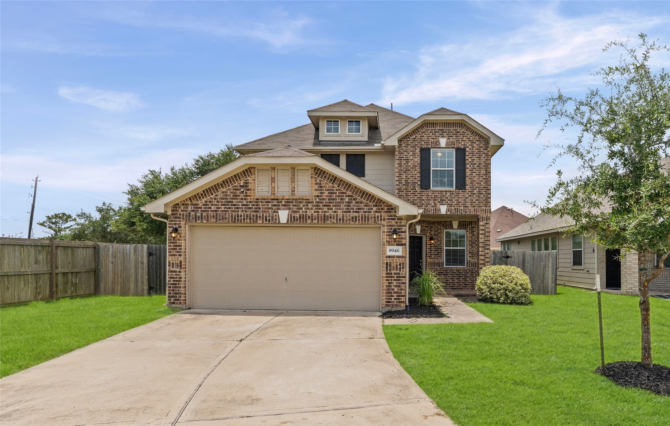 Listing photo 1