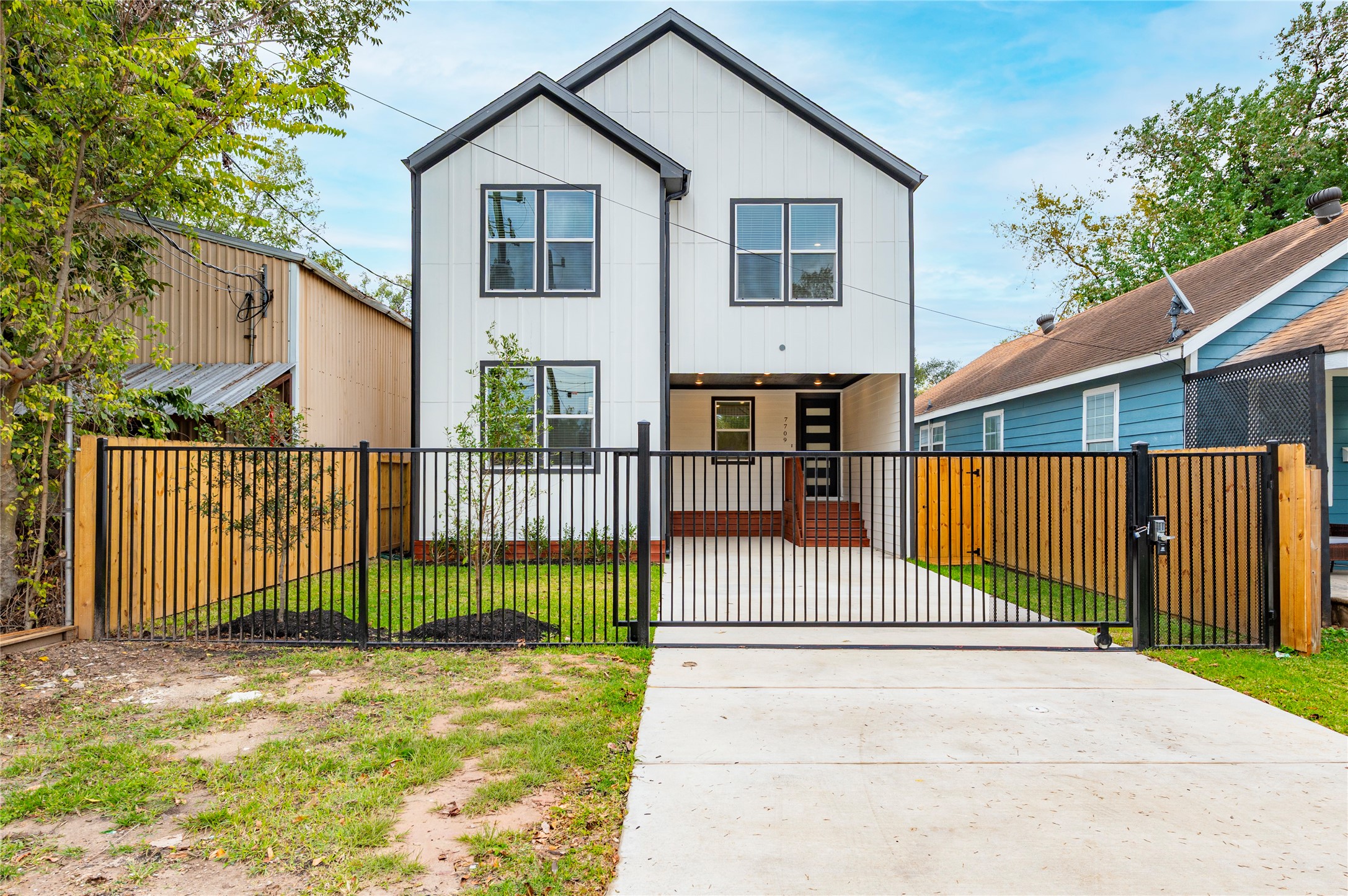 Listing photo 1