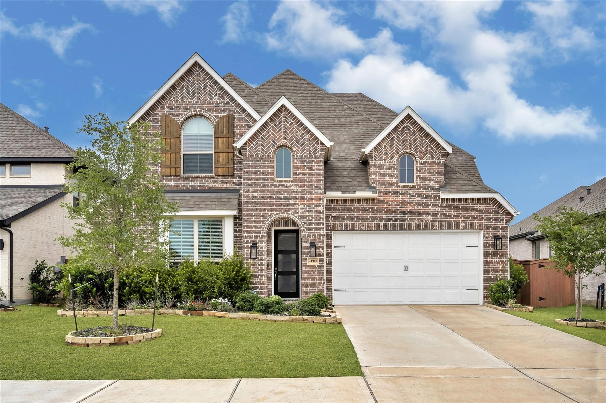 Listing photo 1