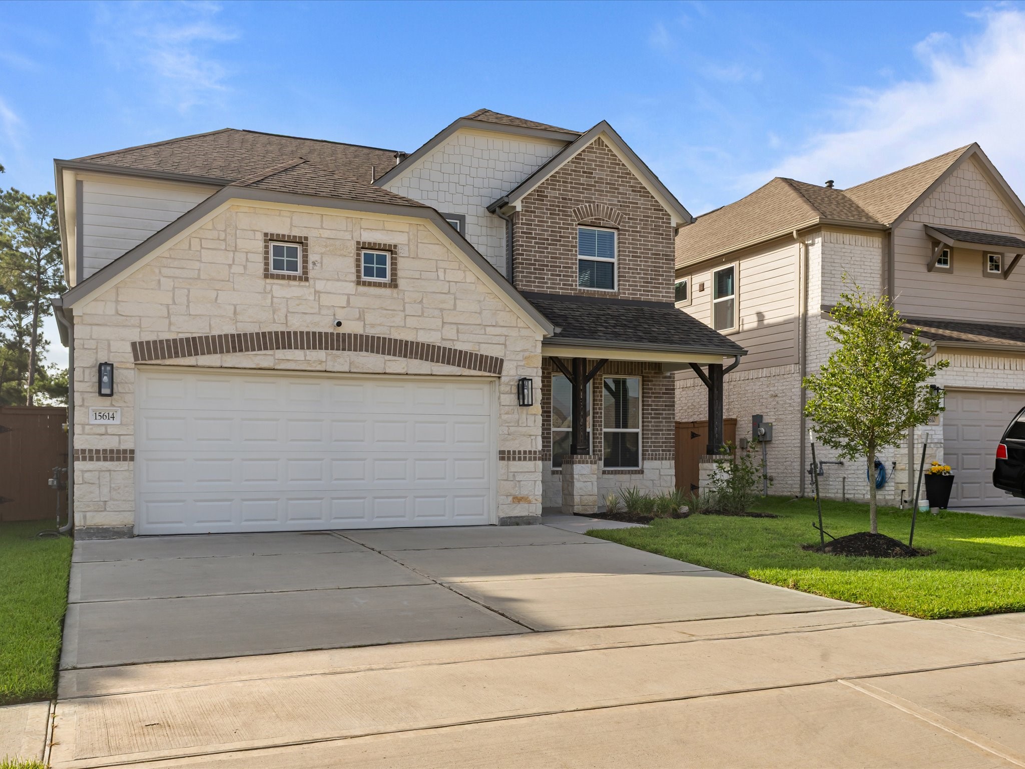 Listing photo 2