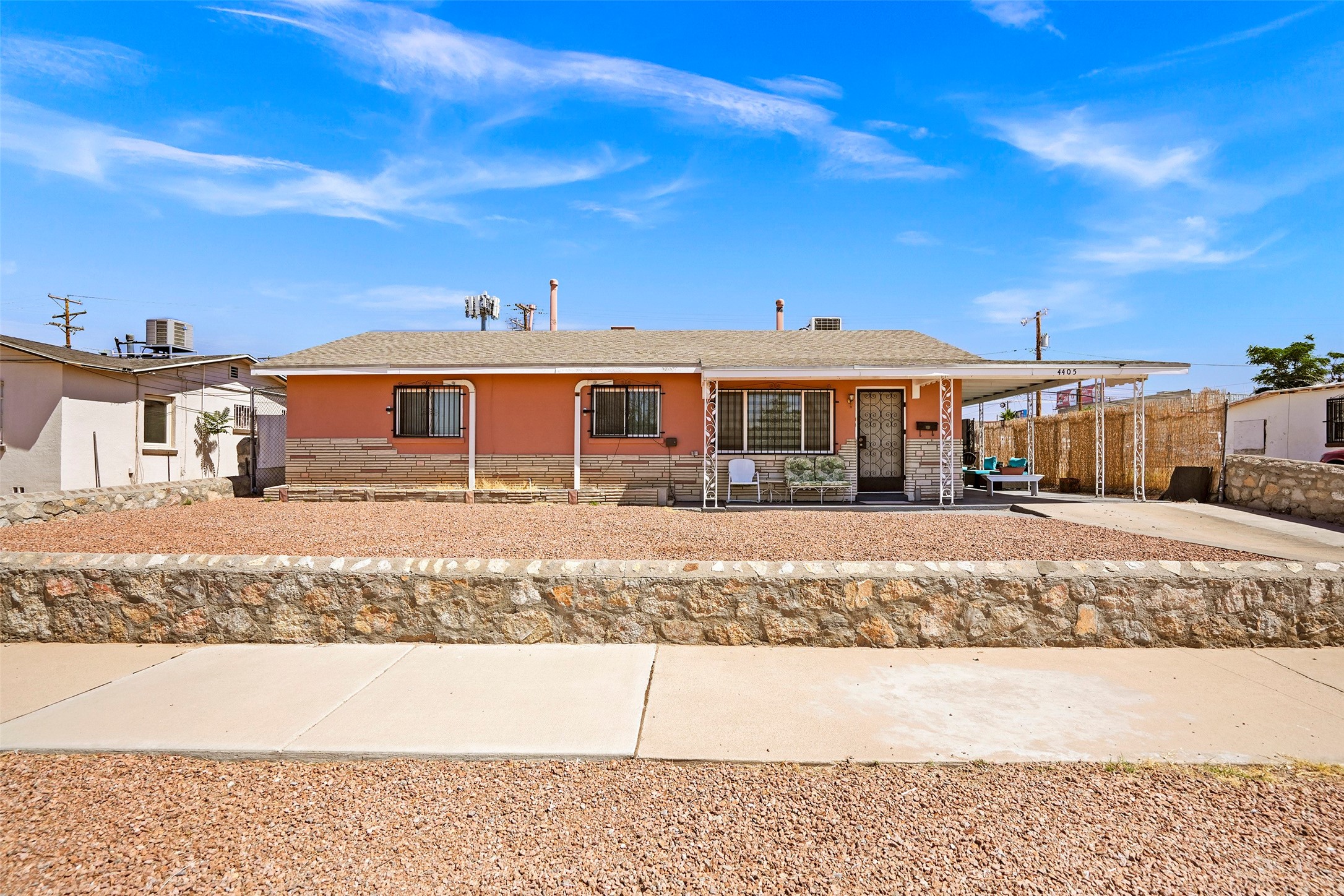 Listing photo 1