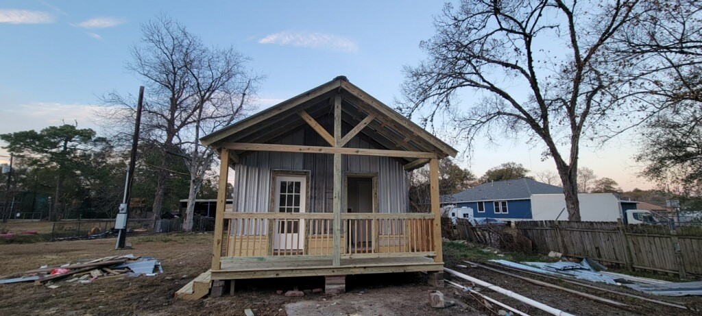 Listing photo 1