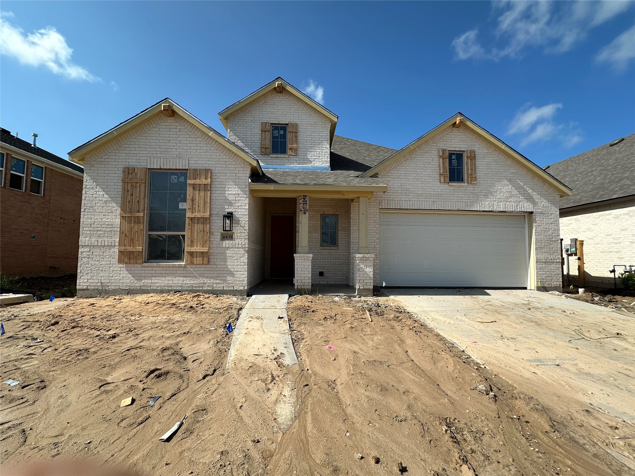 Listing photo 1