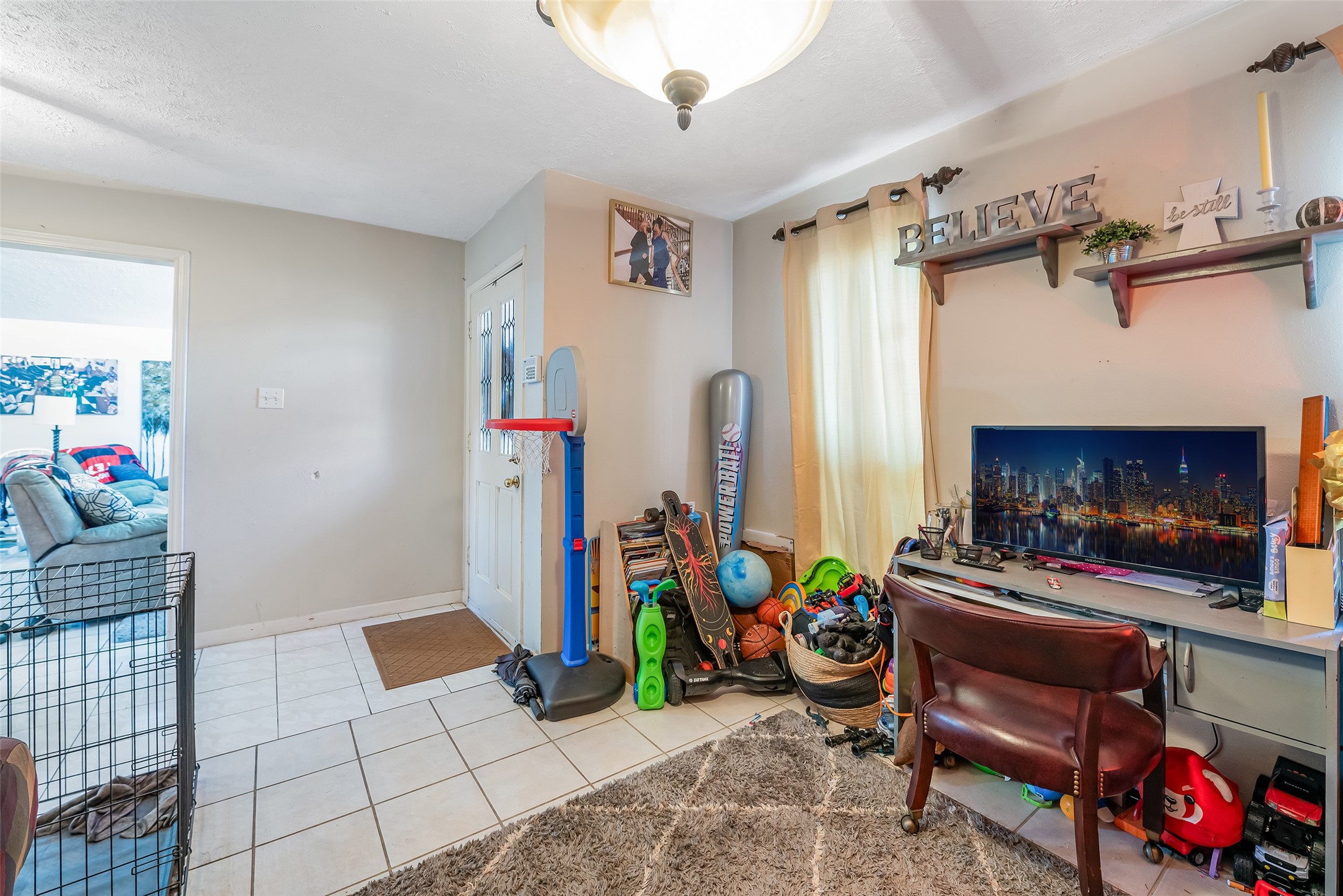 Listing photo 5