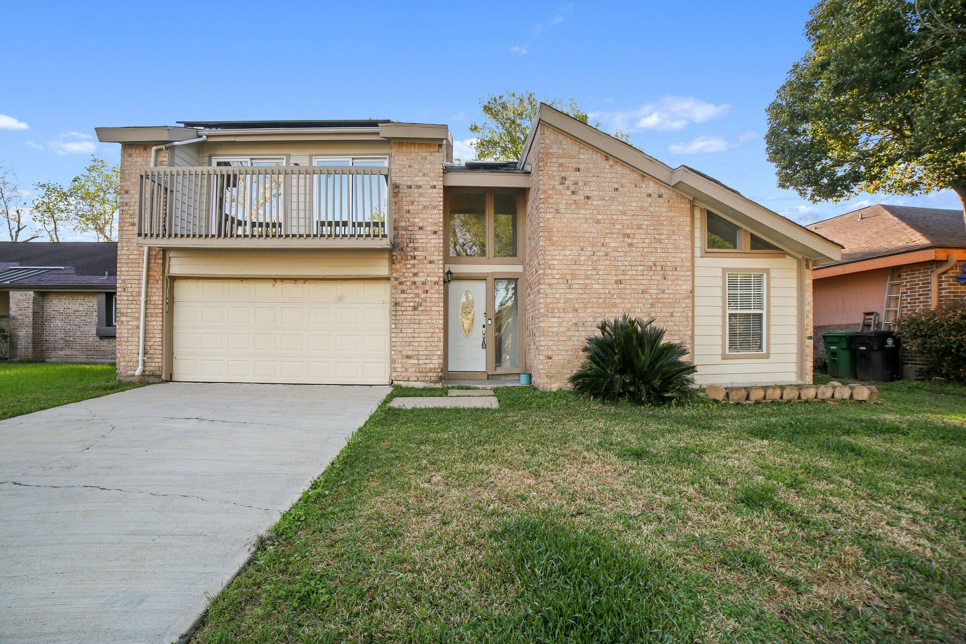 Listing photo 1