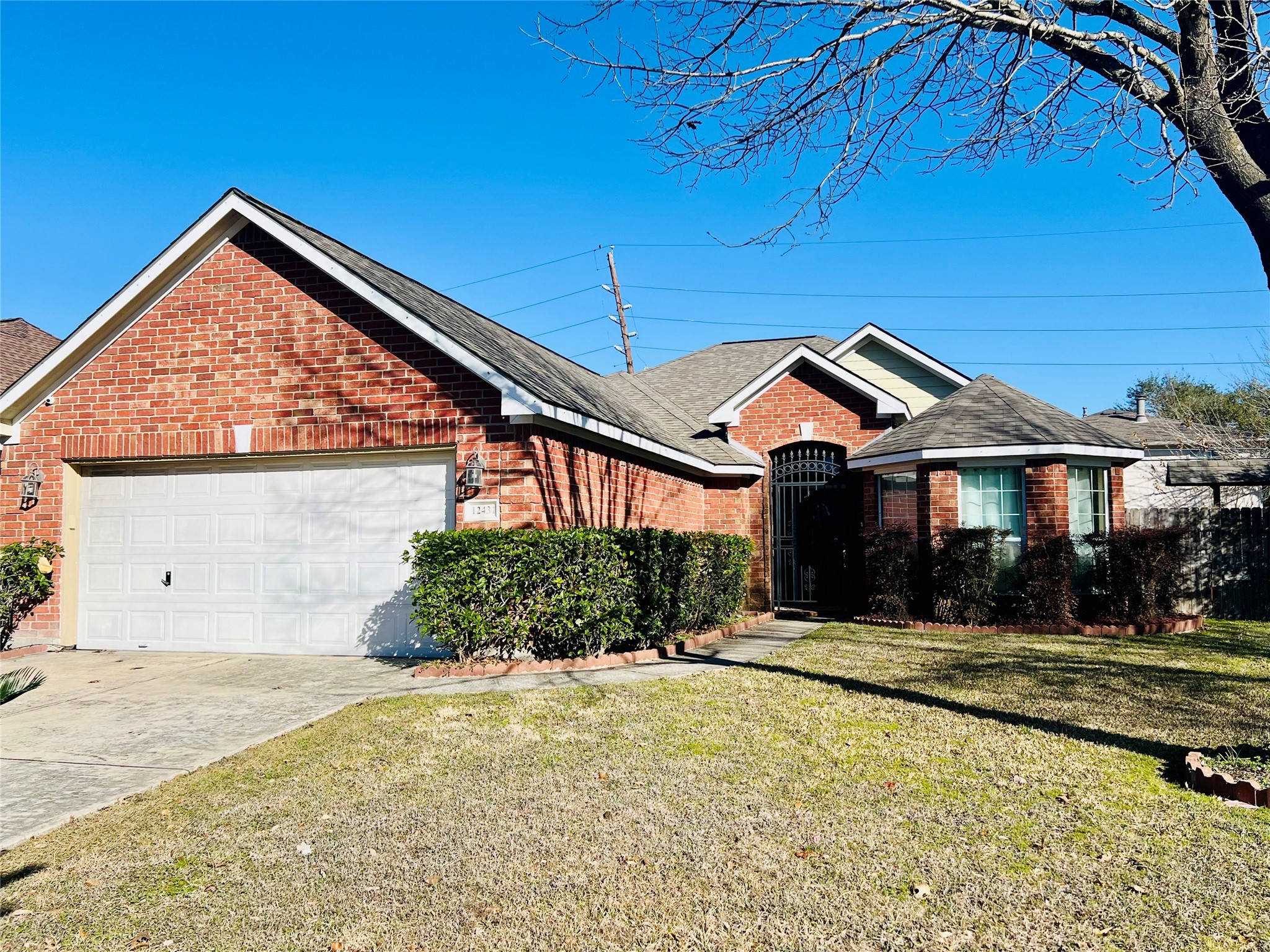 Listing photo 1