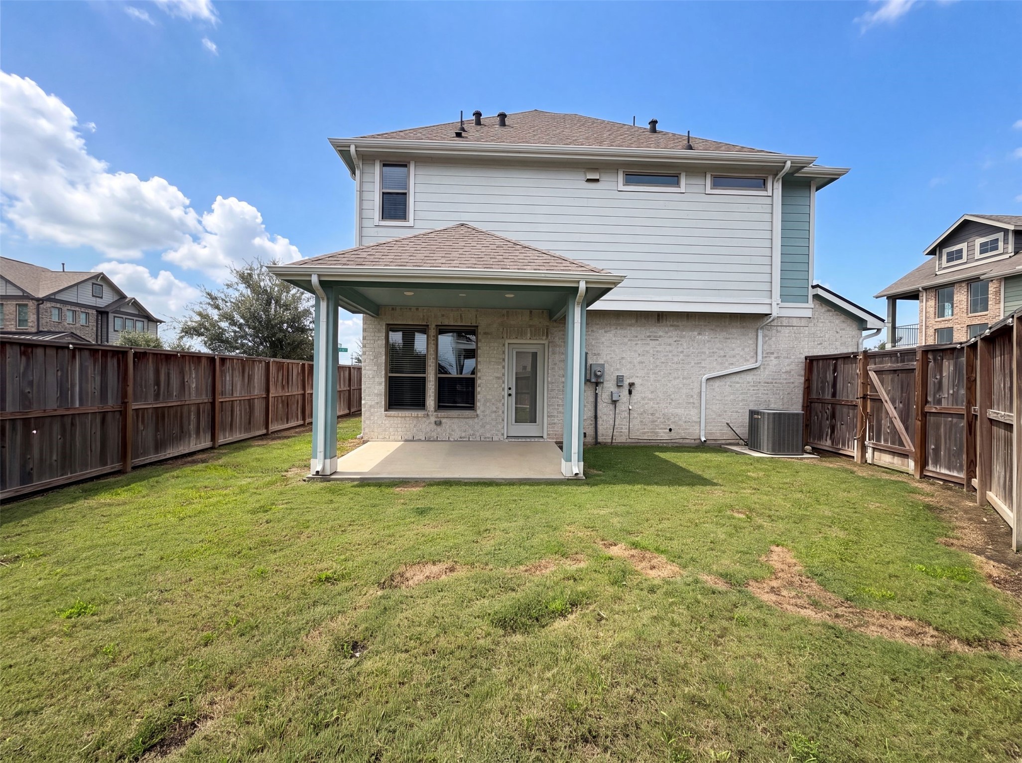 Listing photo 1
