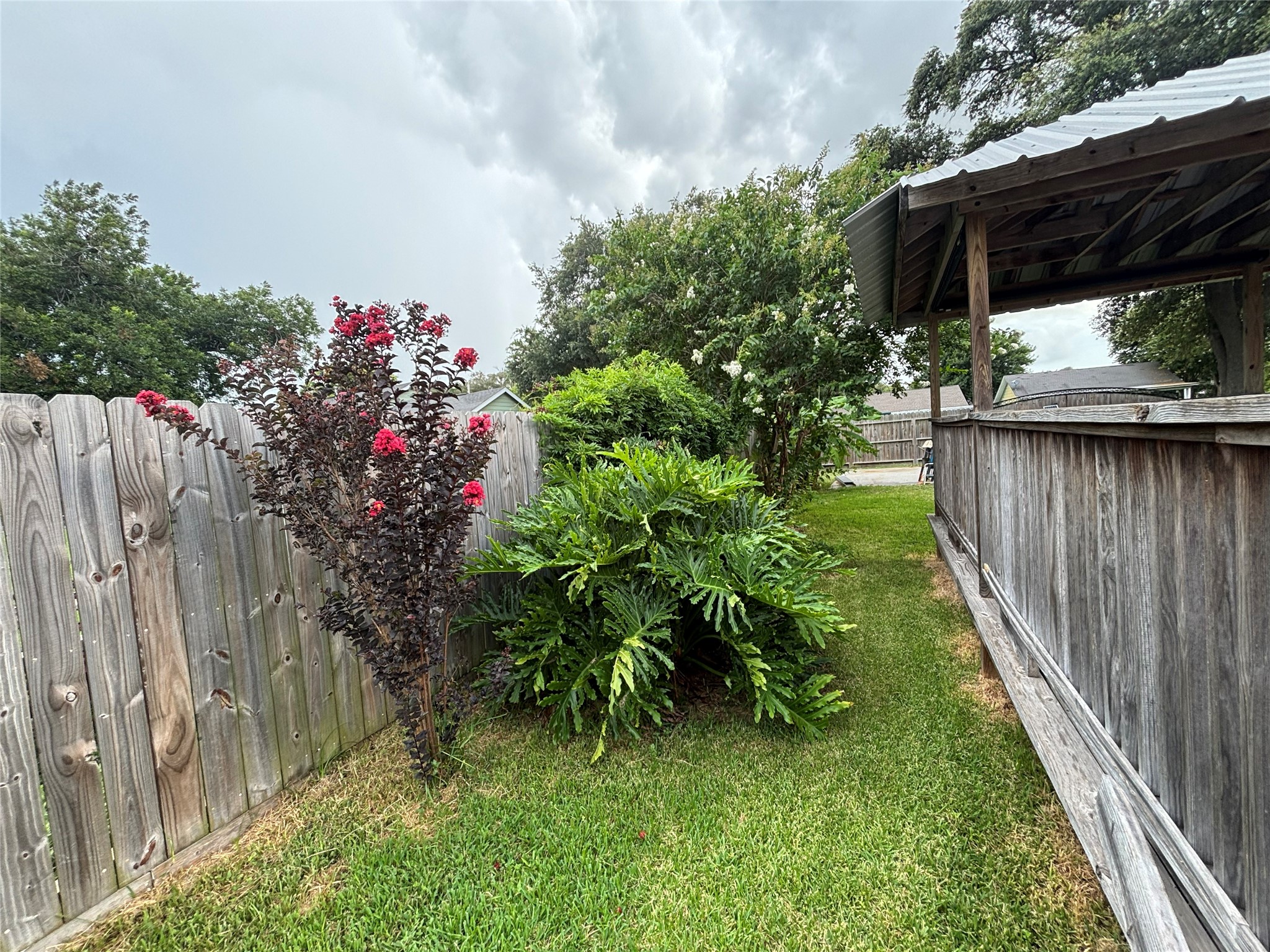 Listing photo 5