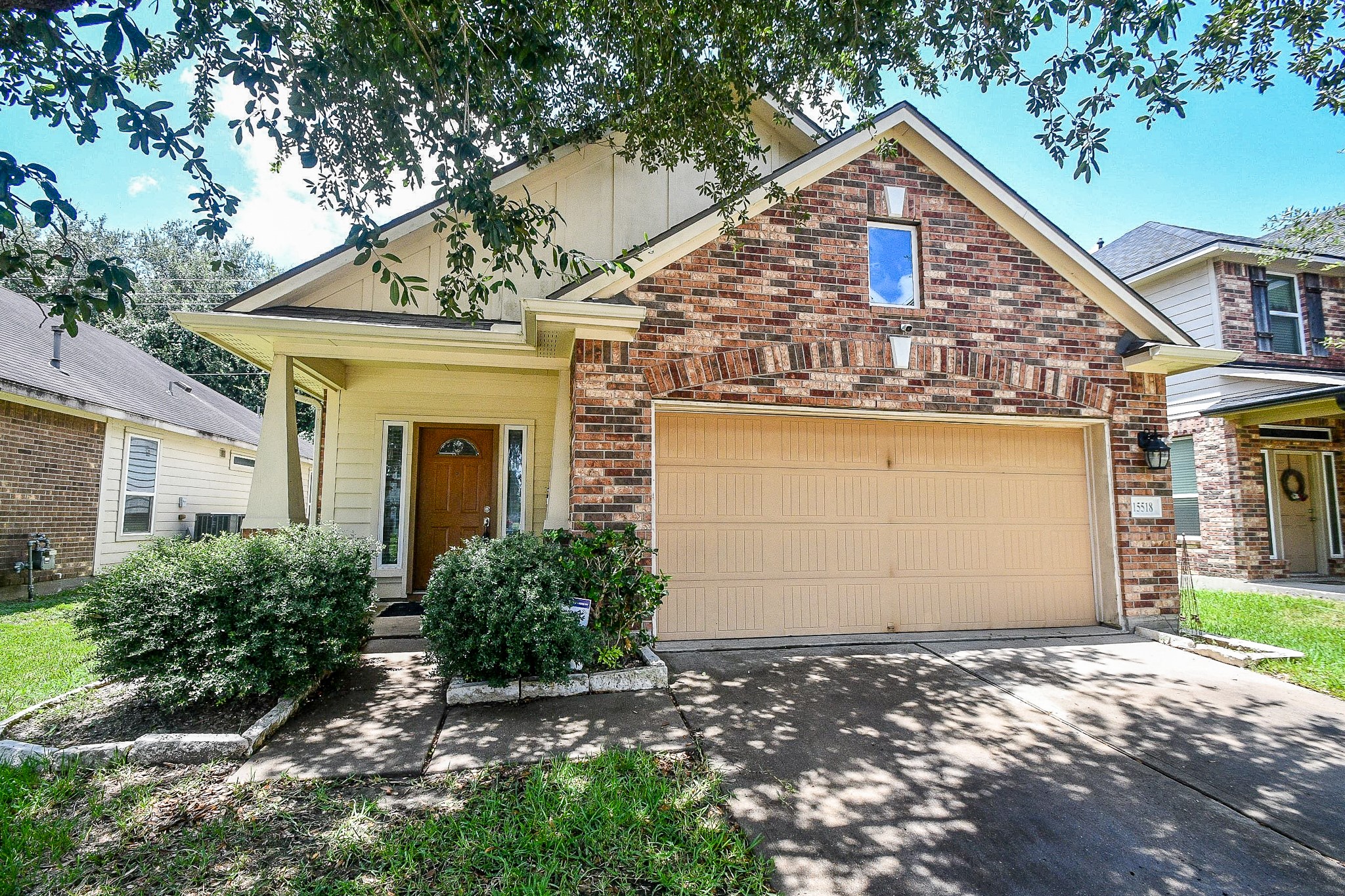 Listing photo 2