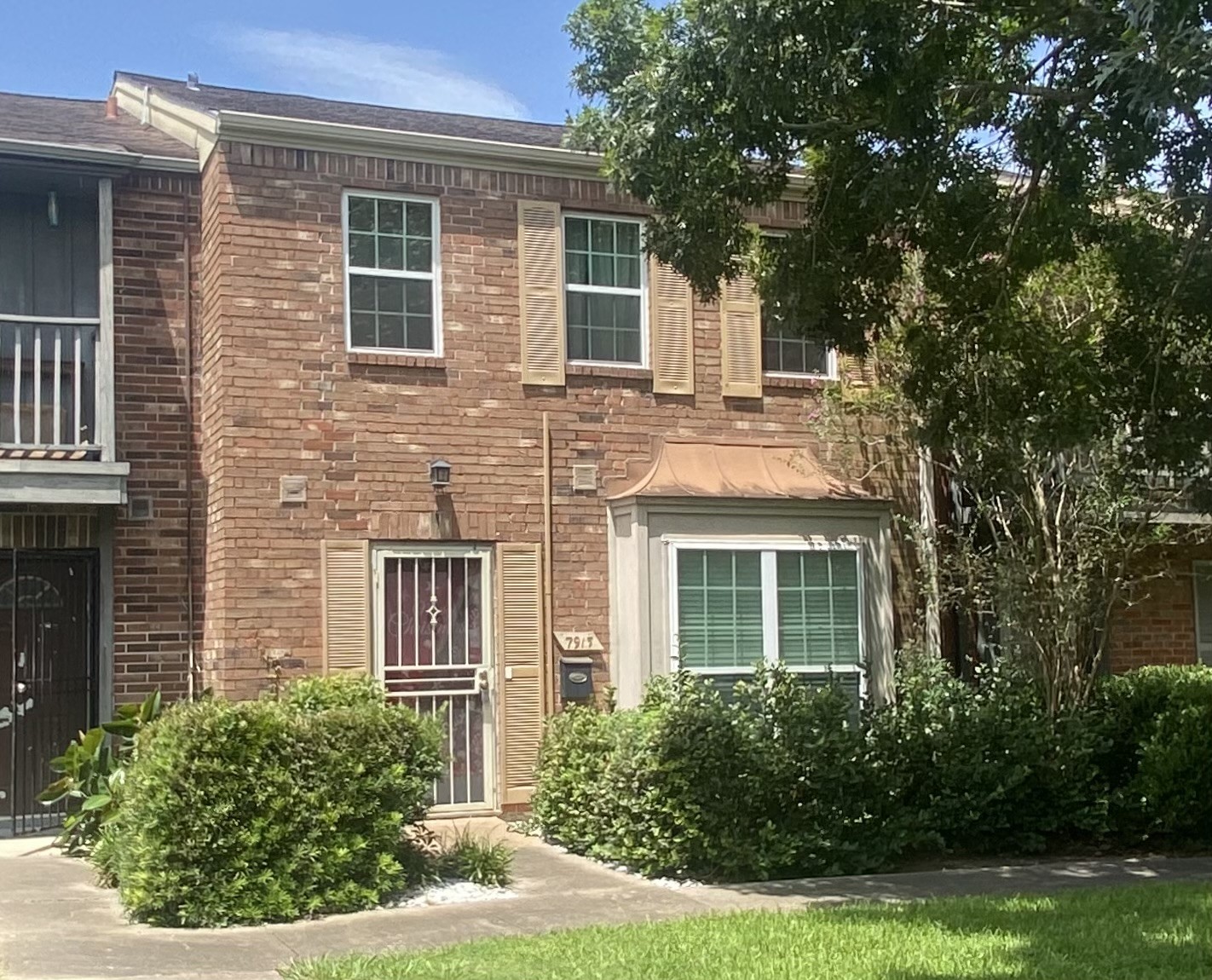 Listing photo 1