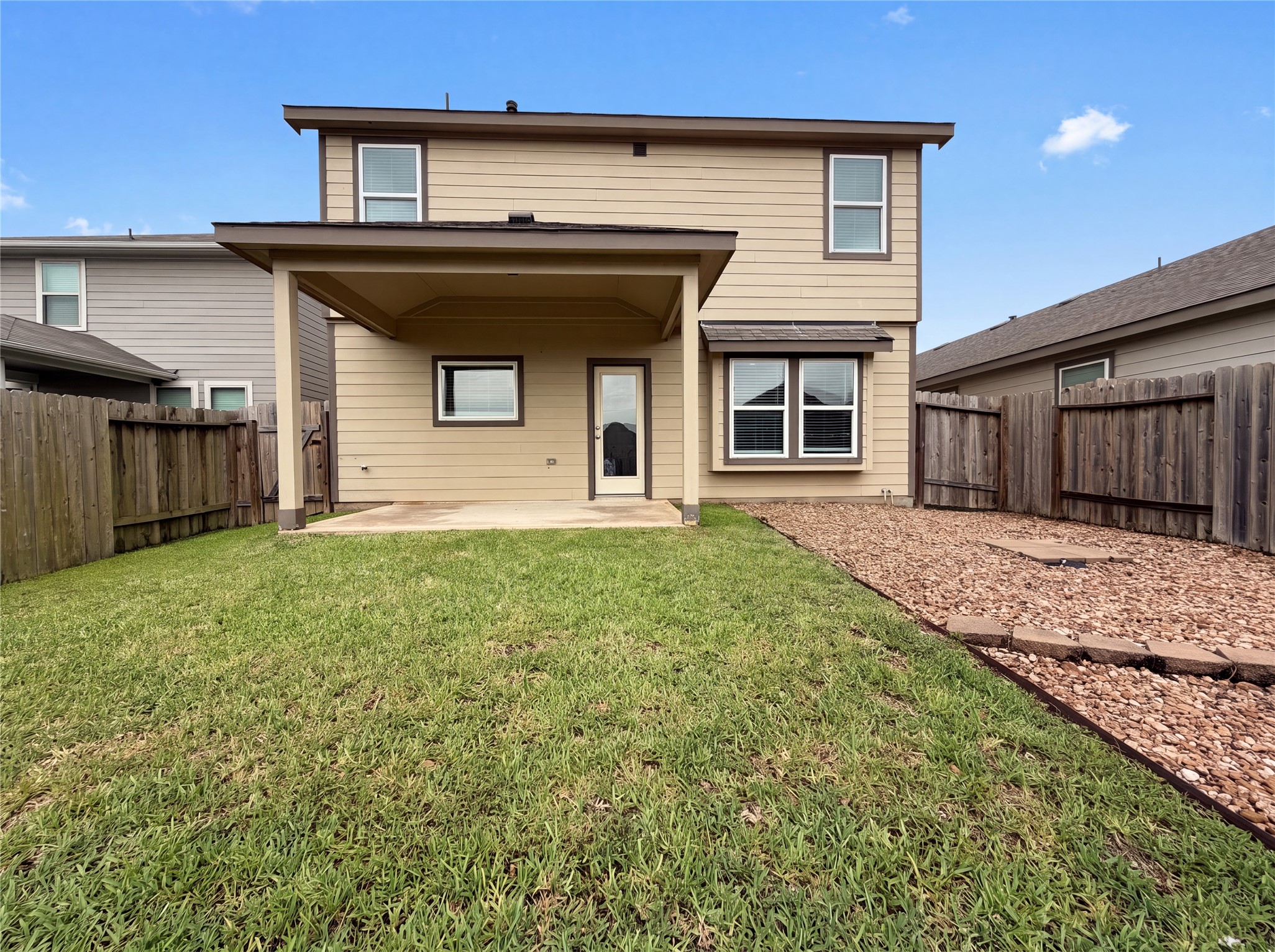 Listing photo 1