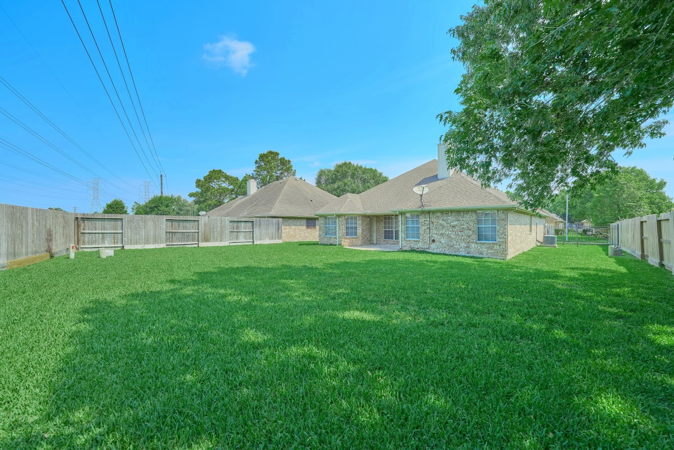 Listing photo 2