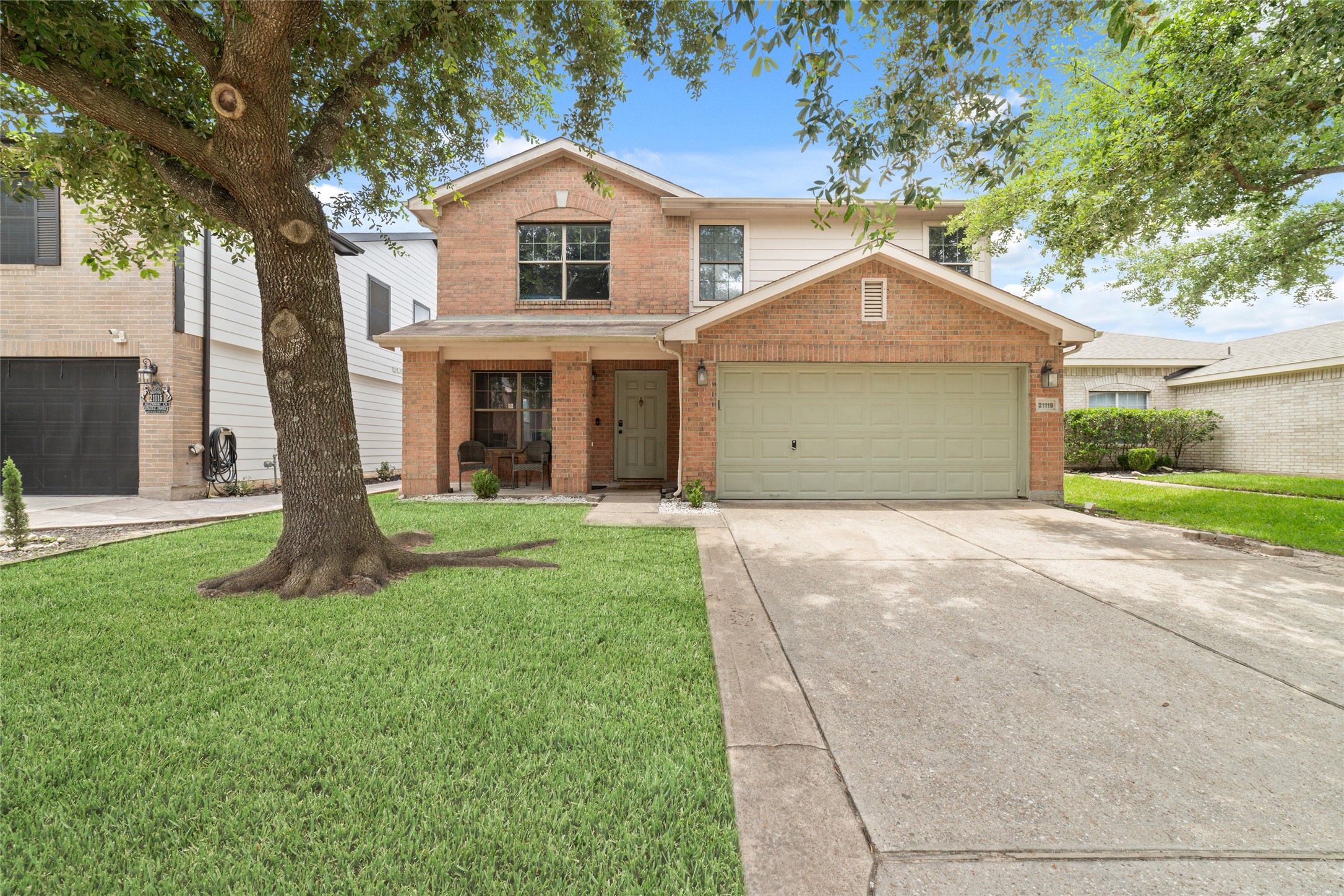 Listing photo 1
