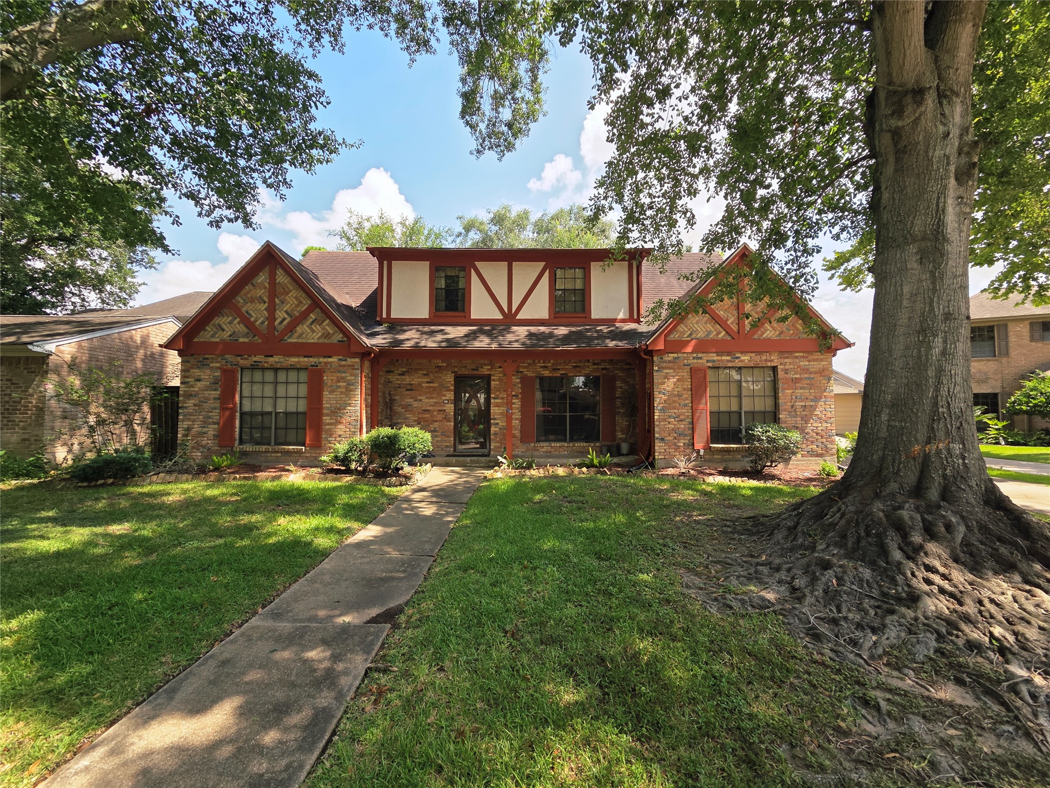 Listing photo 1