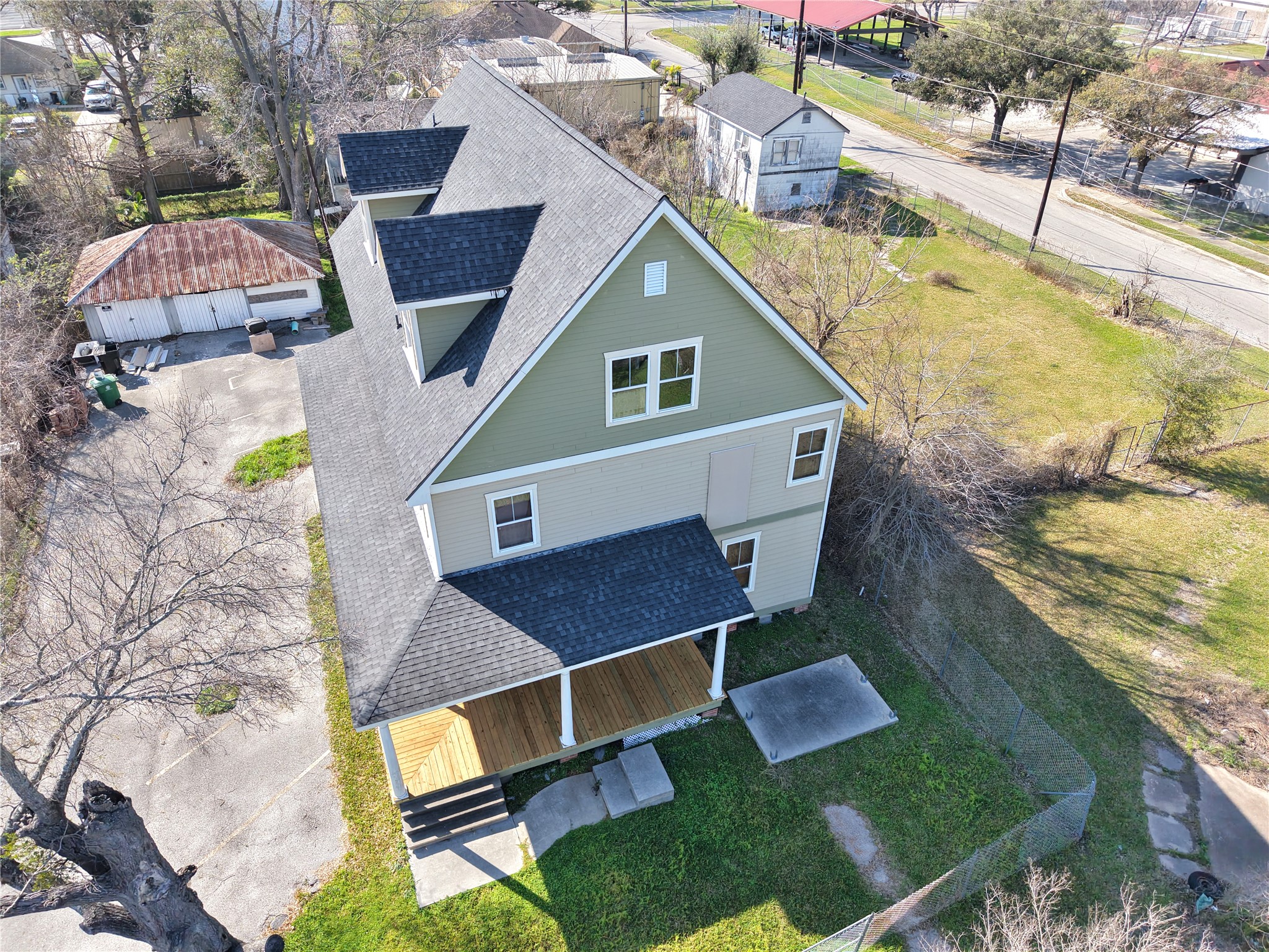 Listing photo 1