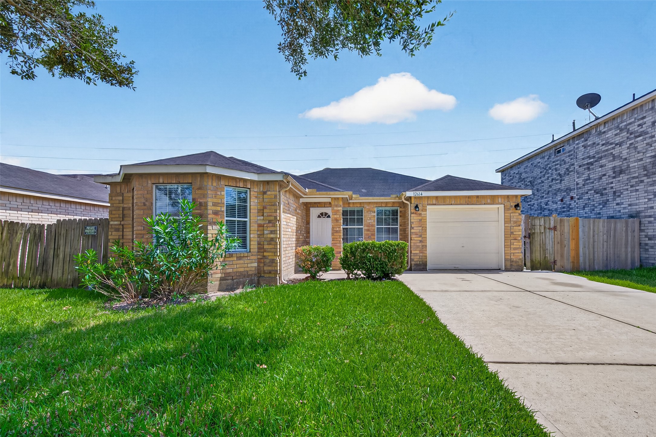 Listing photo 1