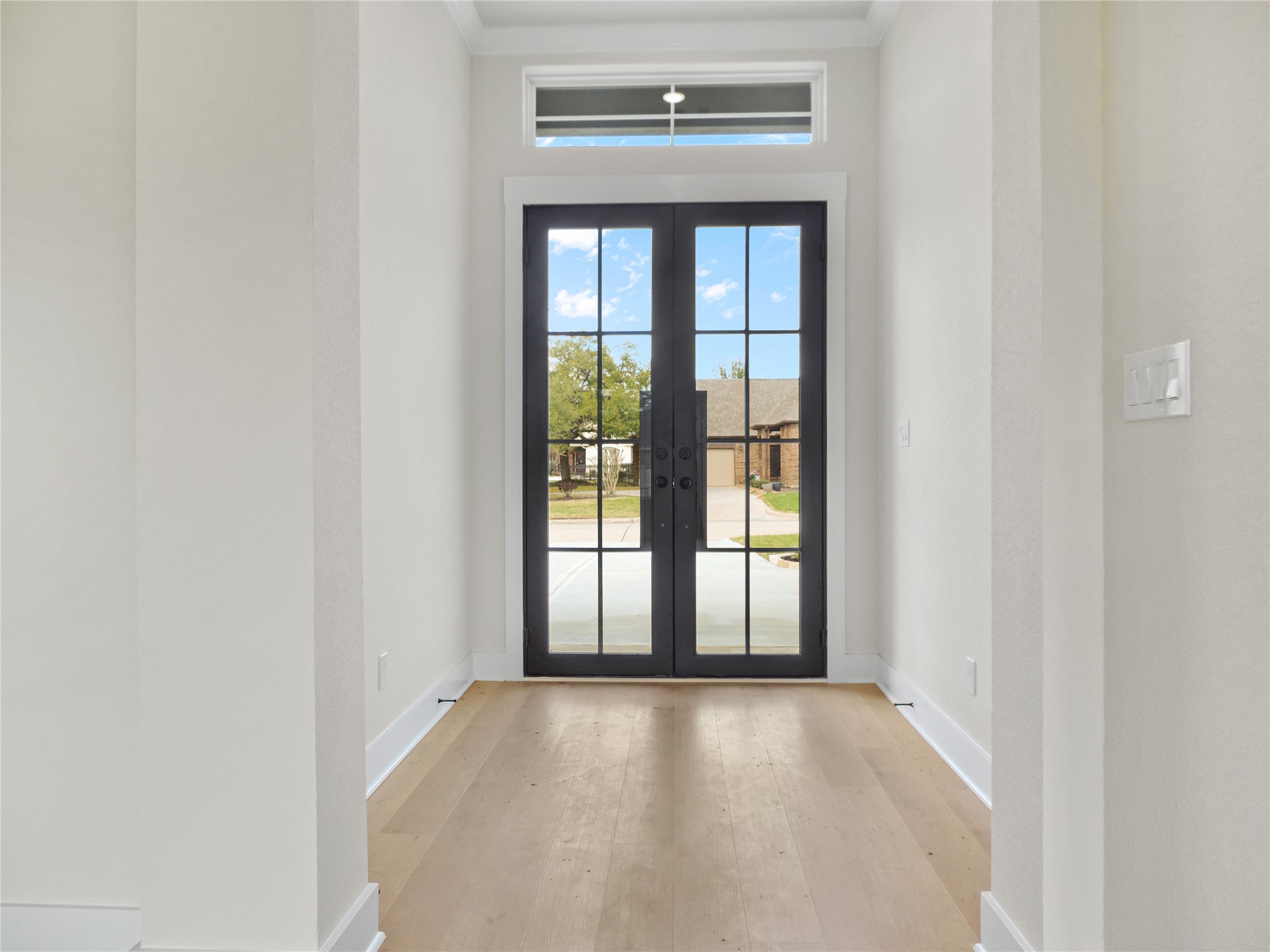 Listing photo 5