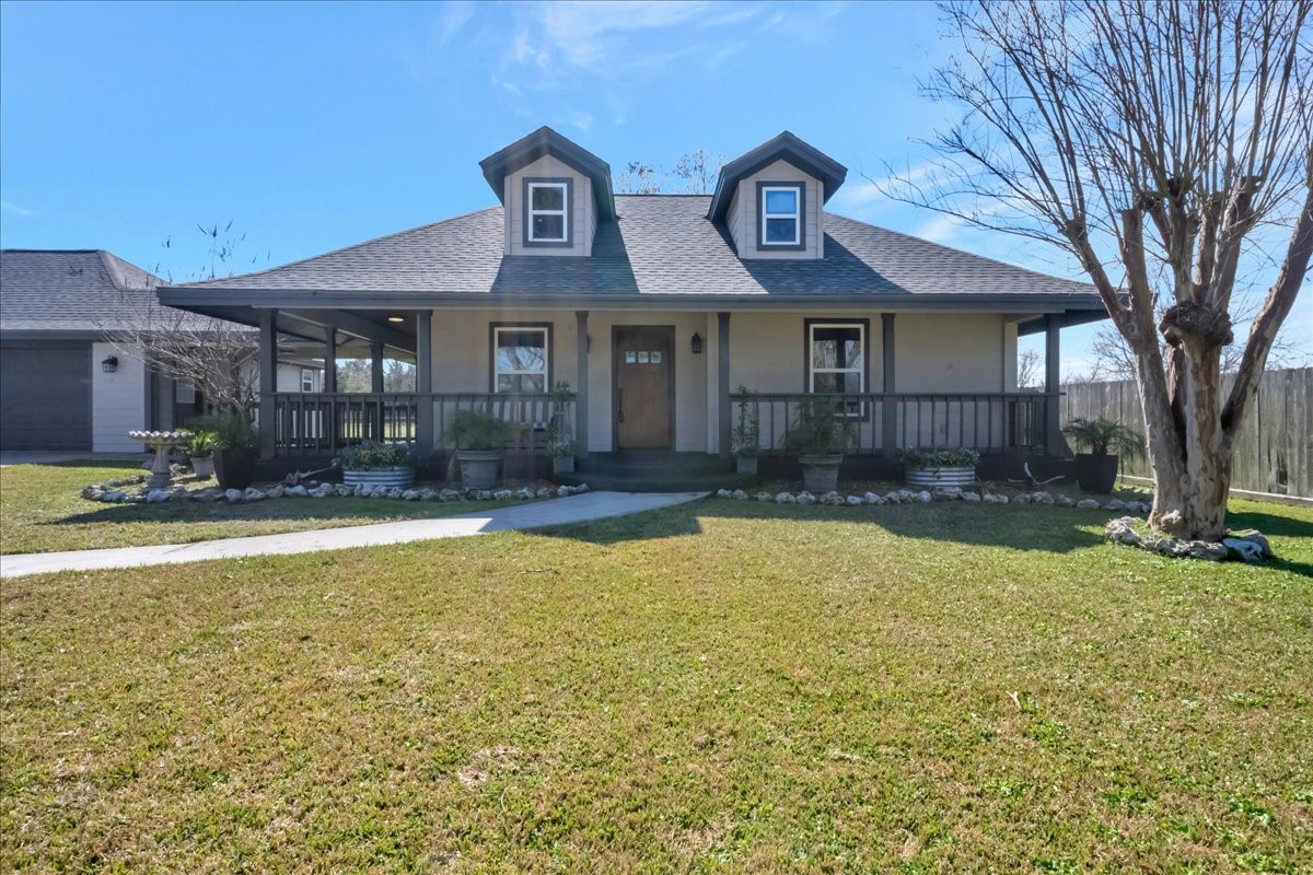 Listing photo 1
