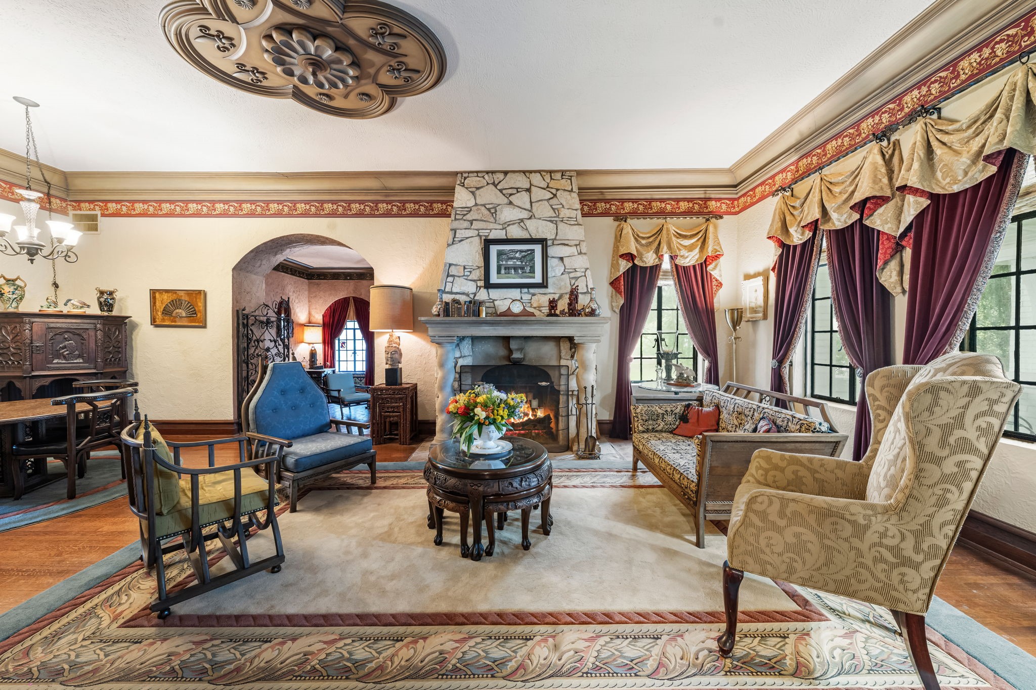 Listing photo 1