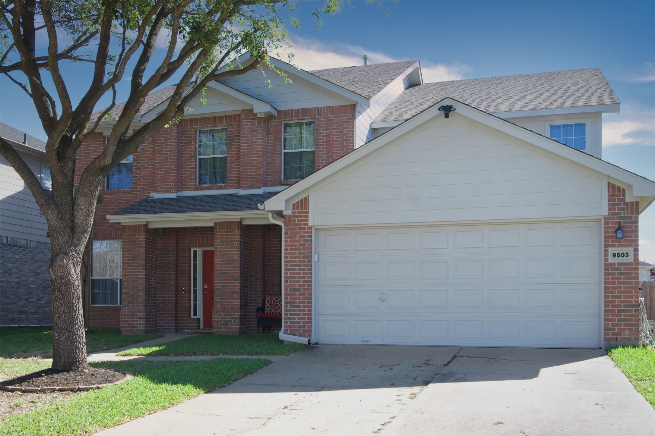 Listing photo 1