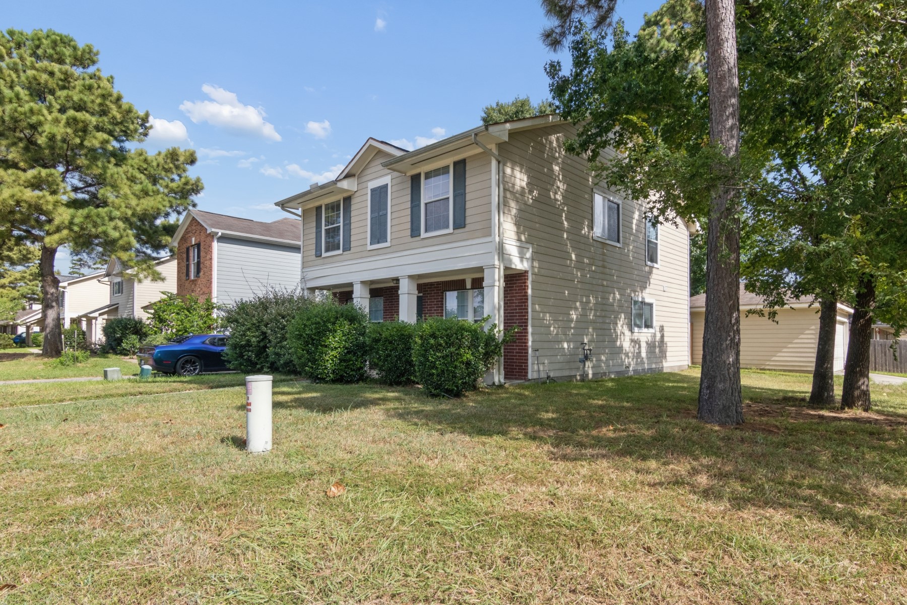 Listing photo 1