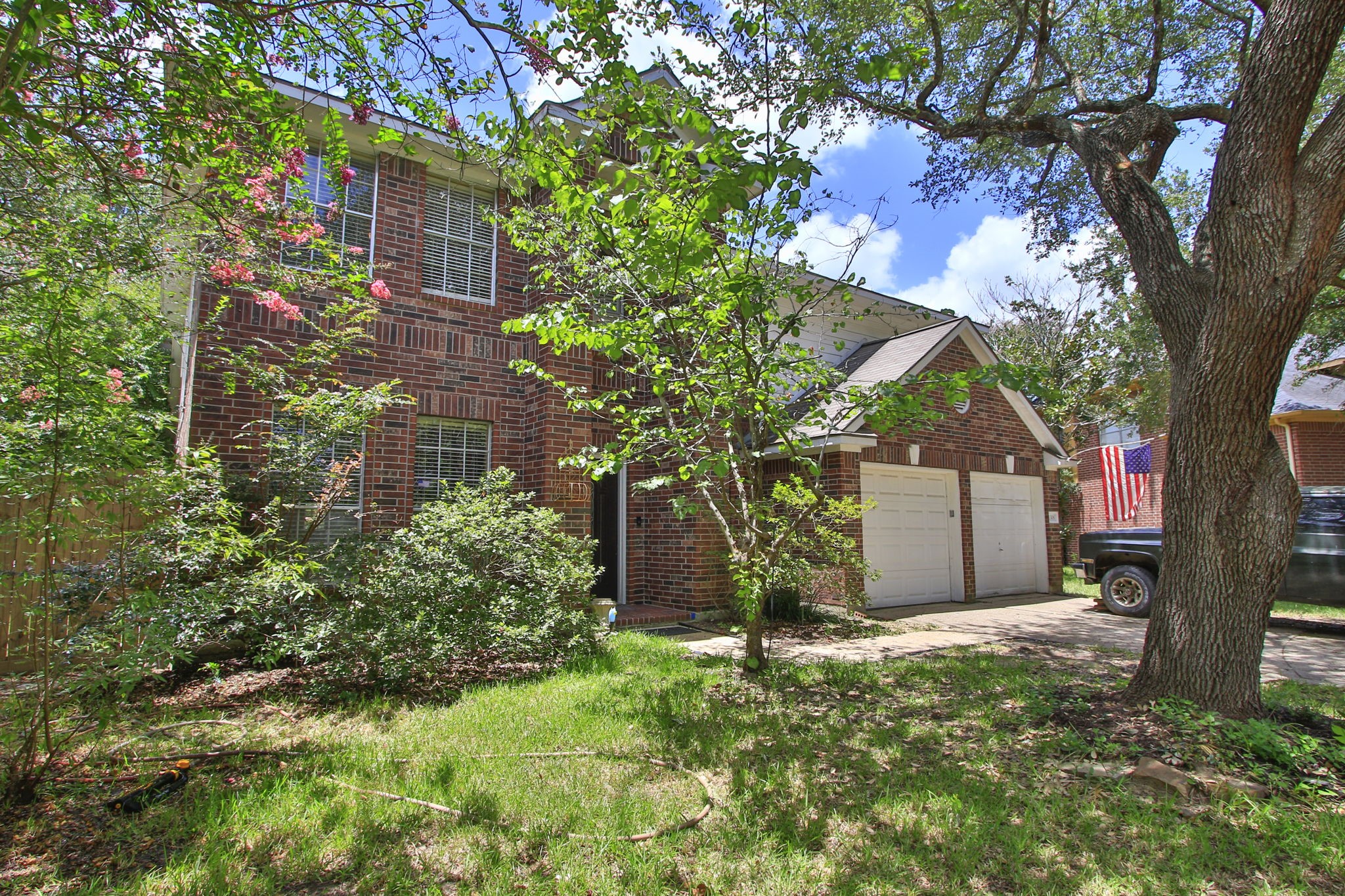 Listing photo 1