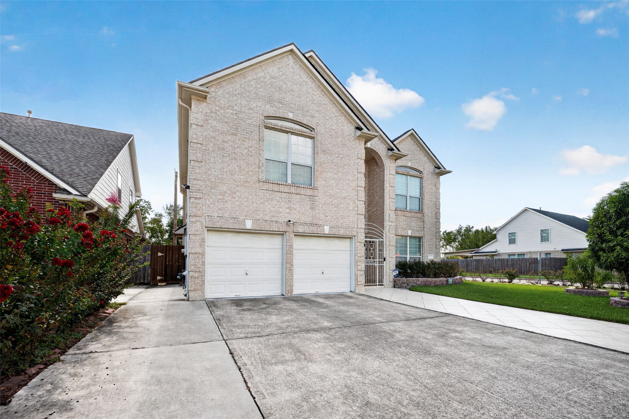 Listing photo 4