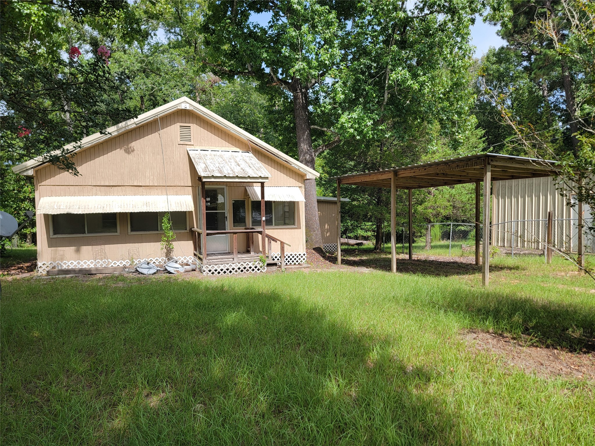 Listing photo 1