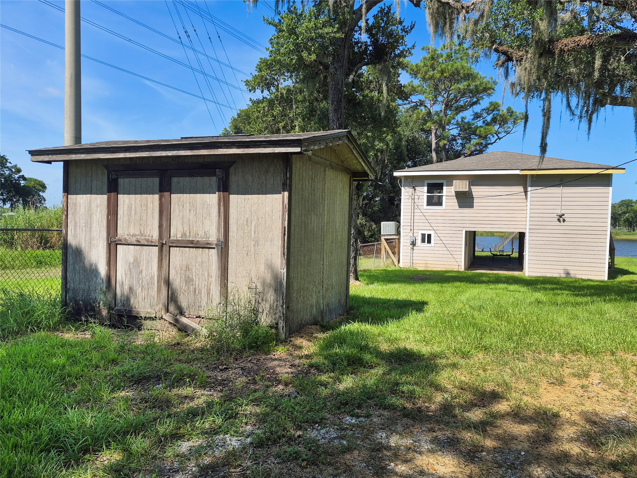 Listing photo 4