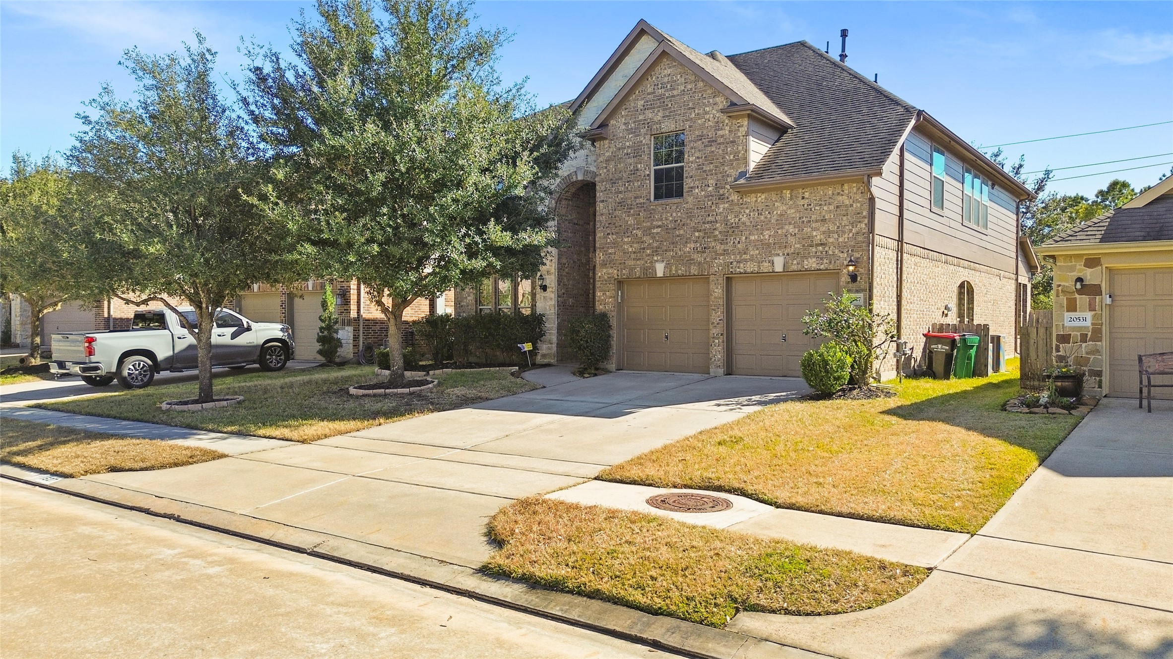 Listing photo 1