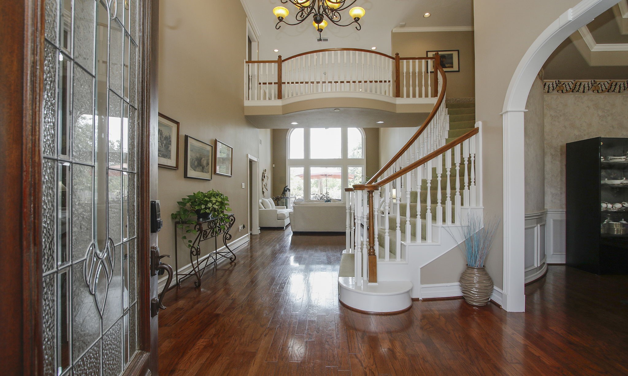 Listing photo 3