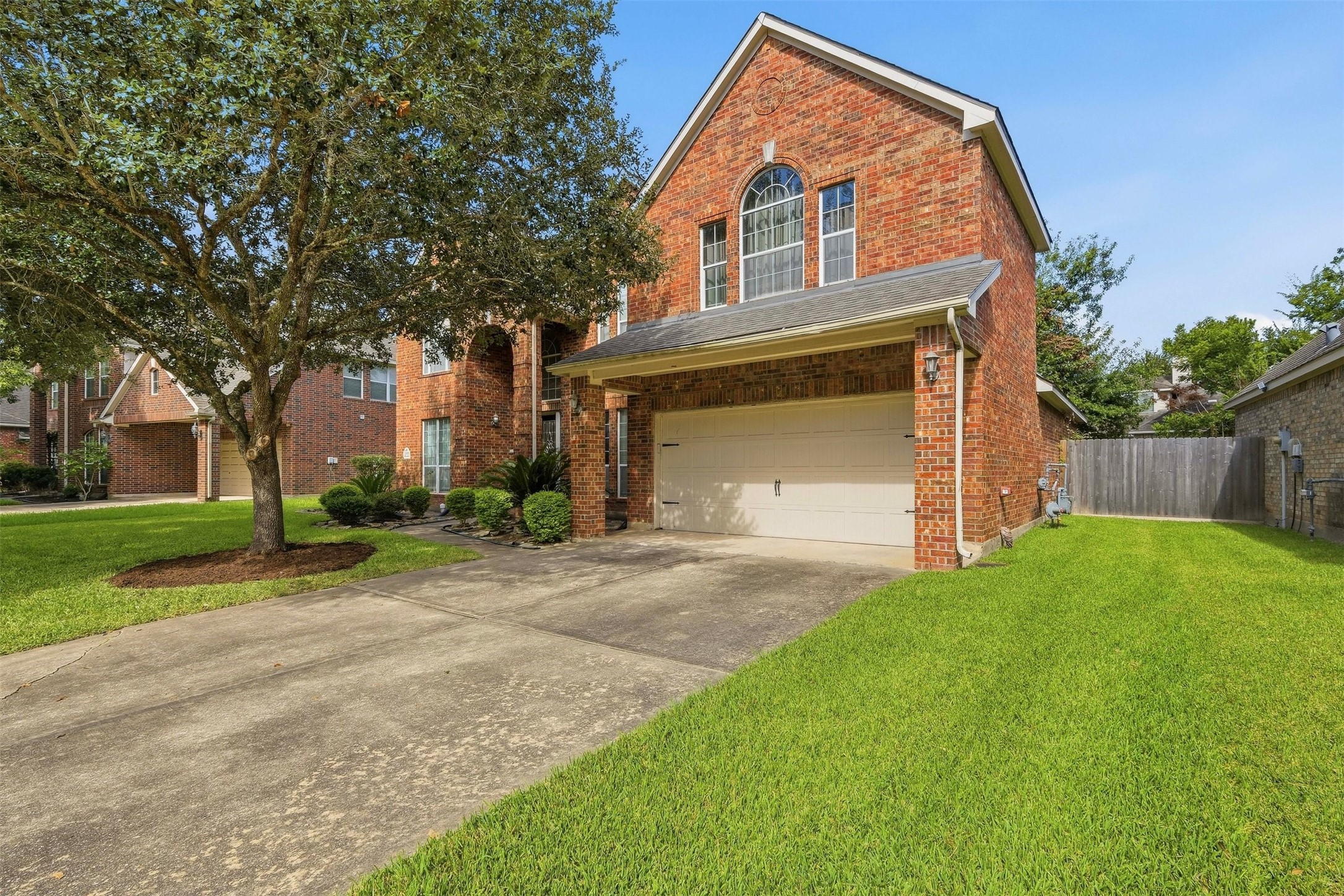 Listing photo 3
