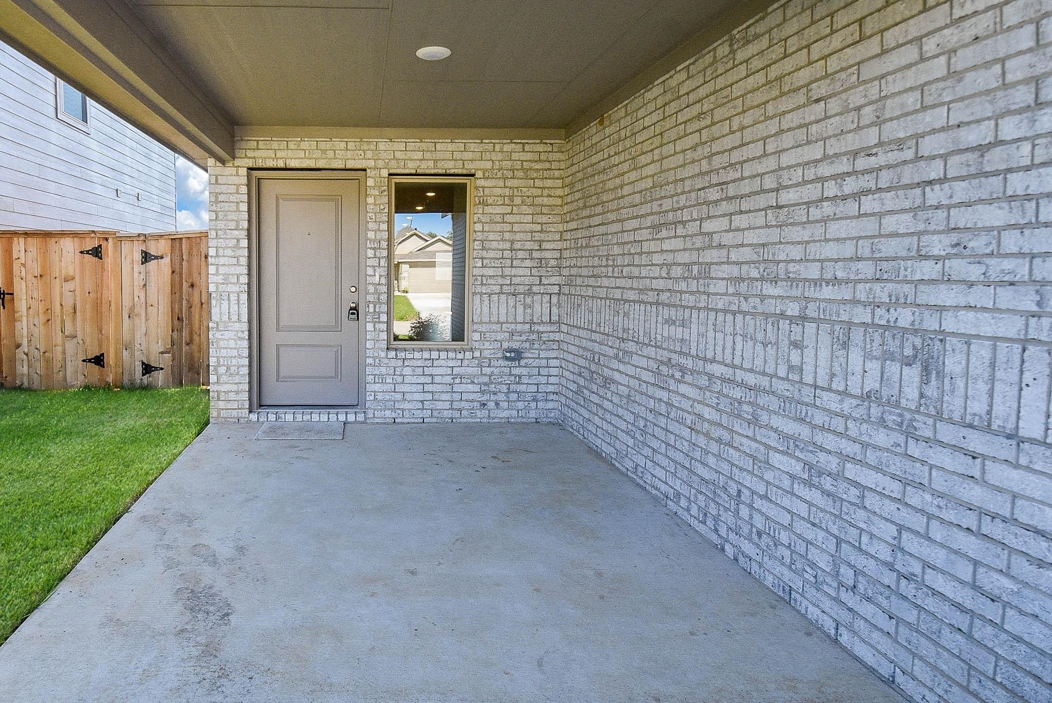 Listing photo 5