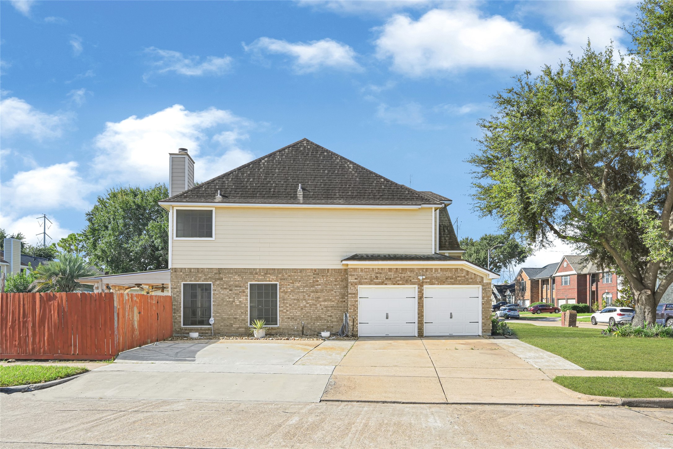 Listing photo 4