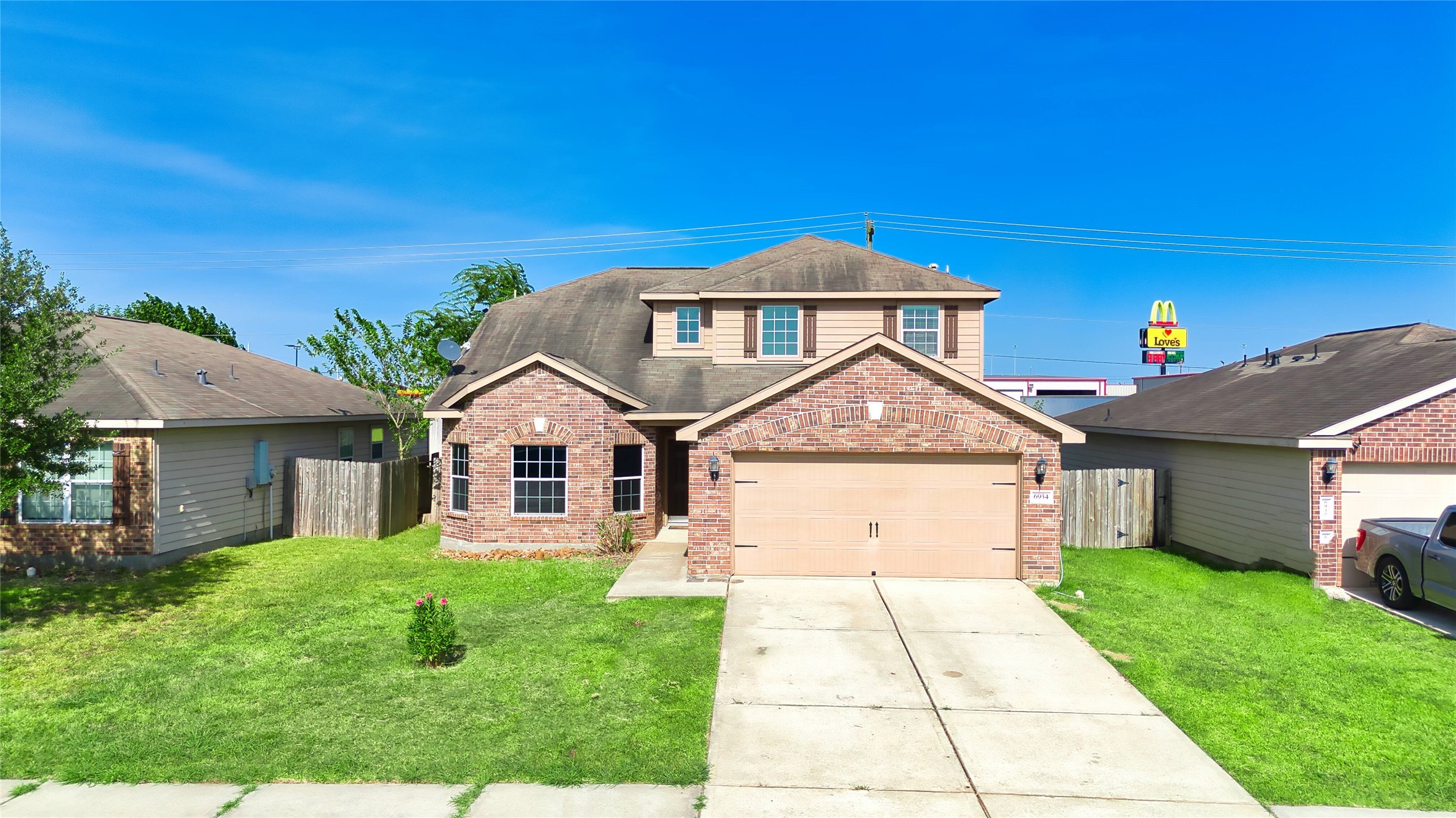 Listing photo 3
