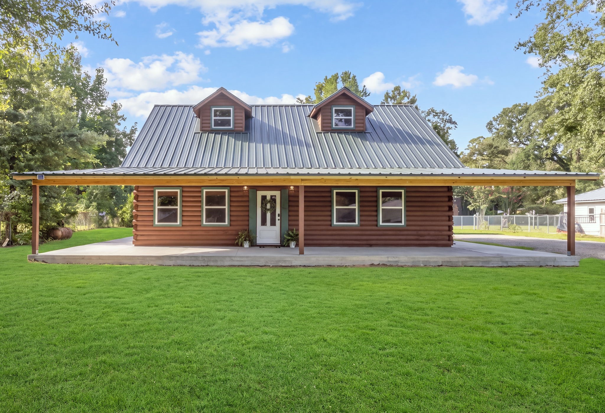 Listing photo 1