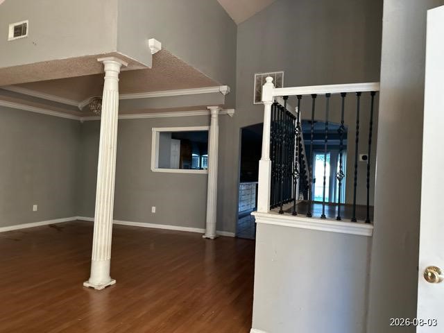 Listing photo 4