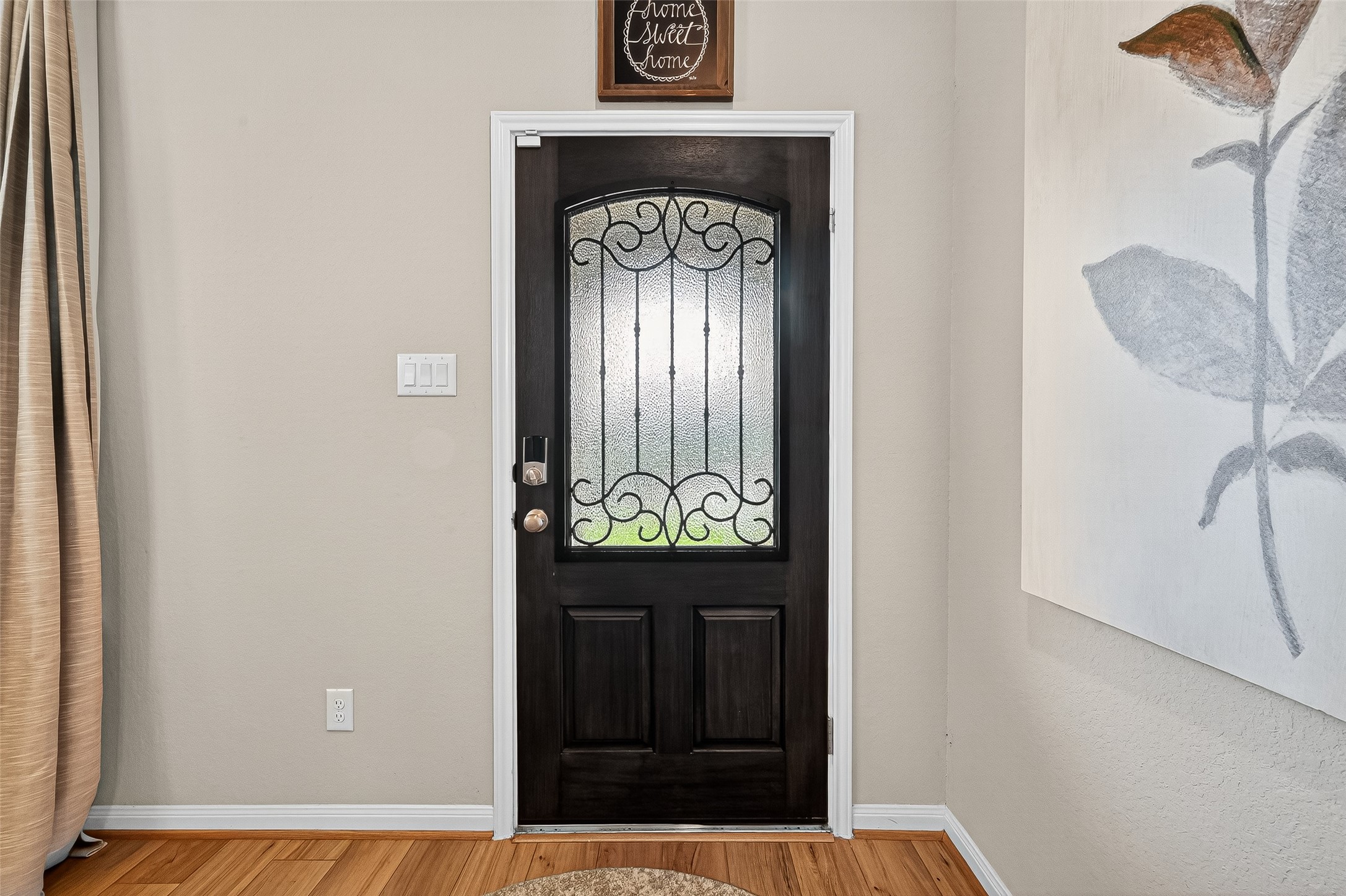Listing photo 1