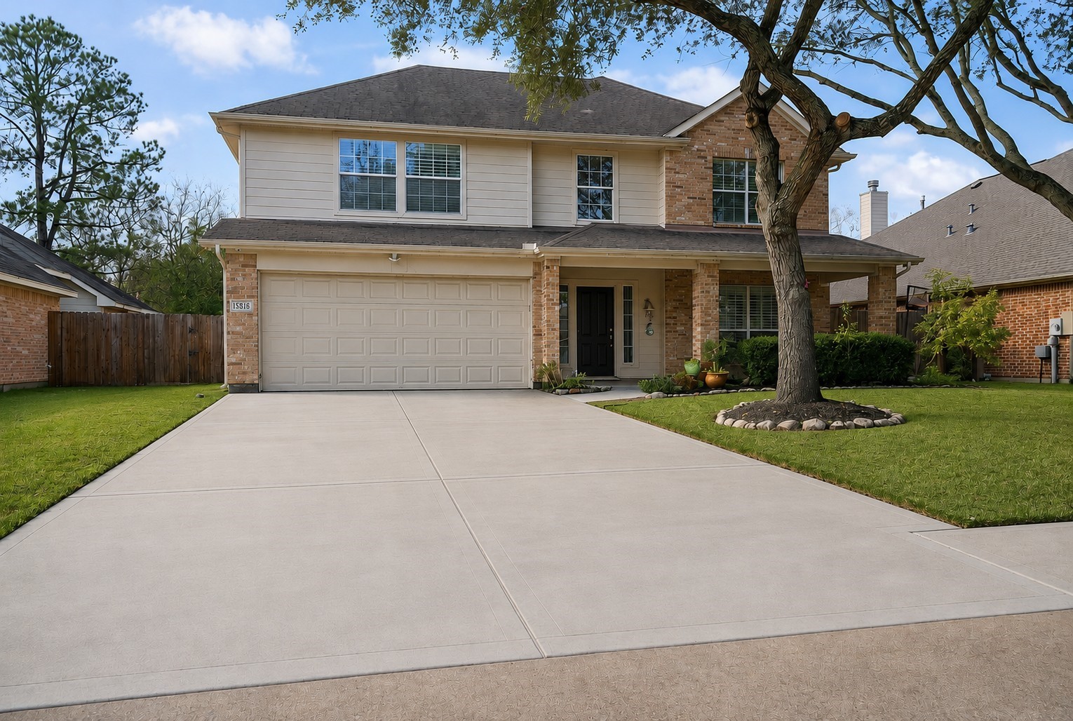 Listing photo 1