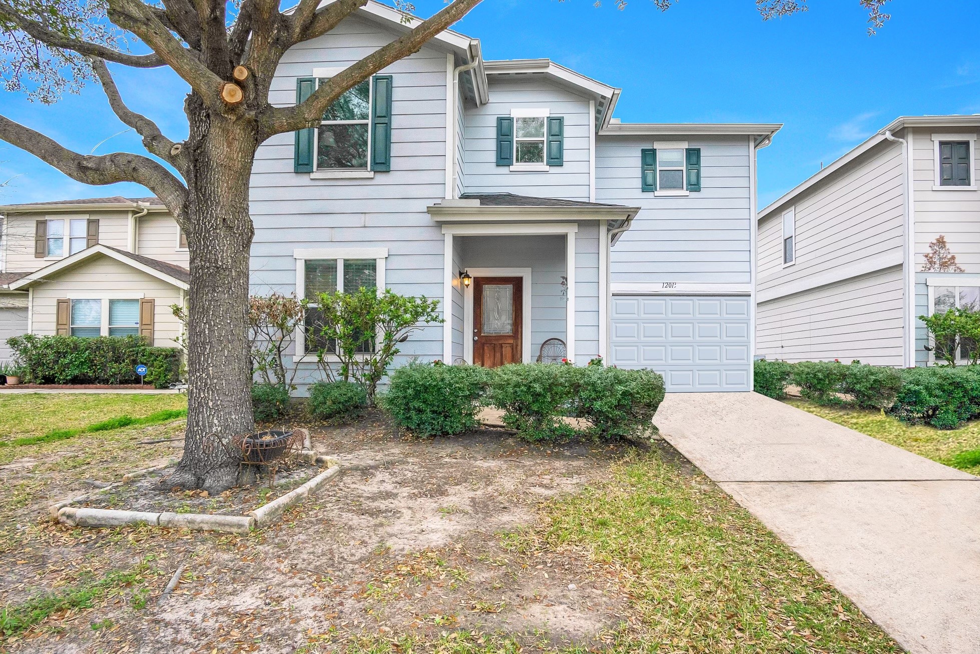 Listing photo 1